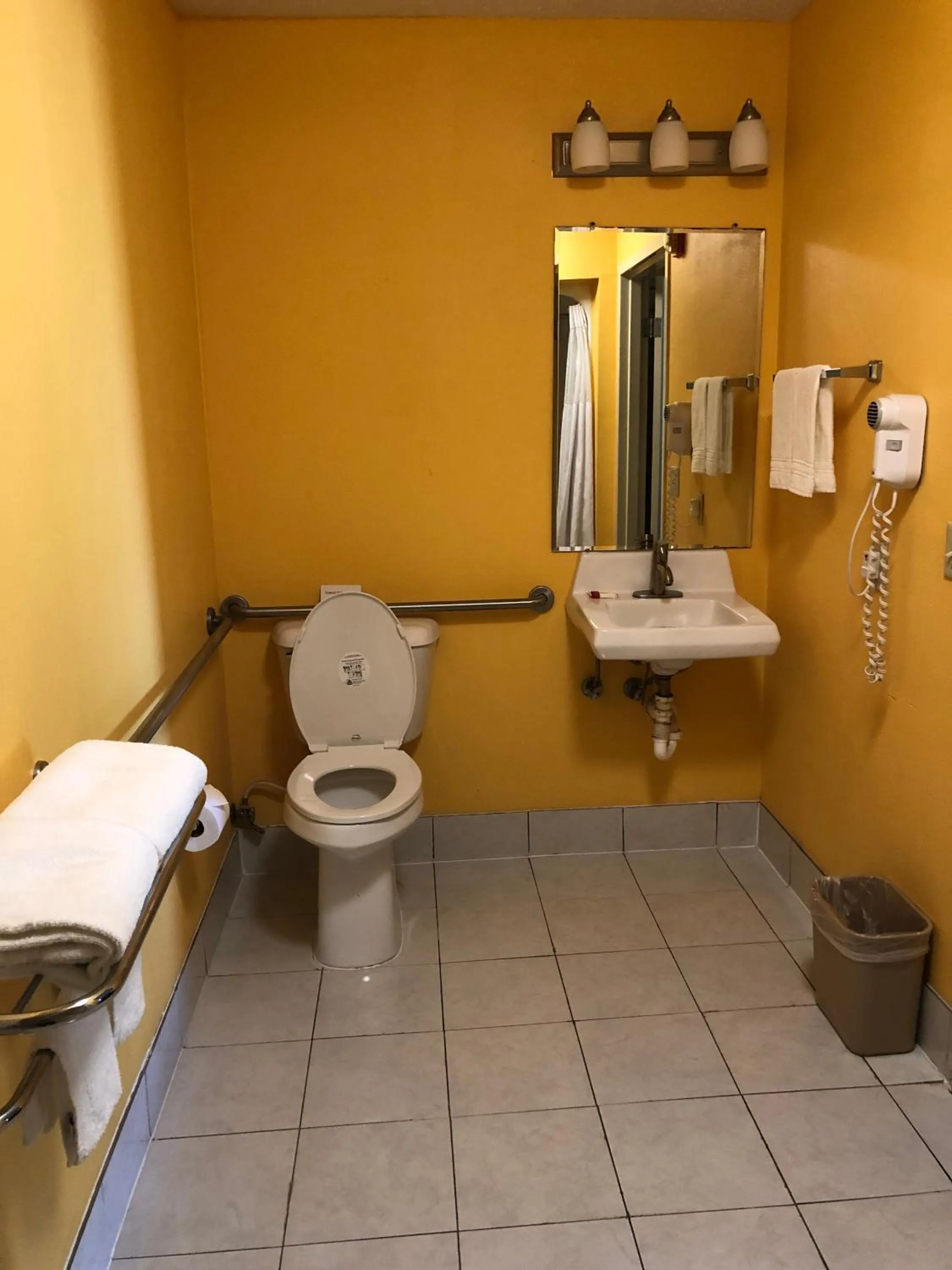 Days Inn by Wyndham Franklin