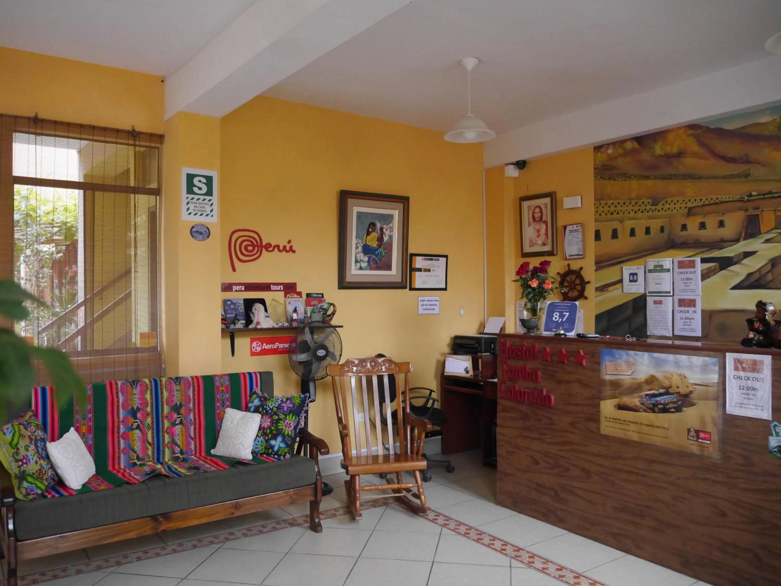 Lobby or reception in Hostal Tambo Colorado