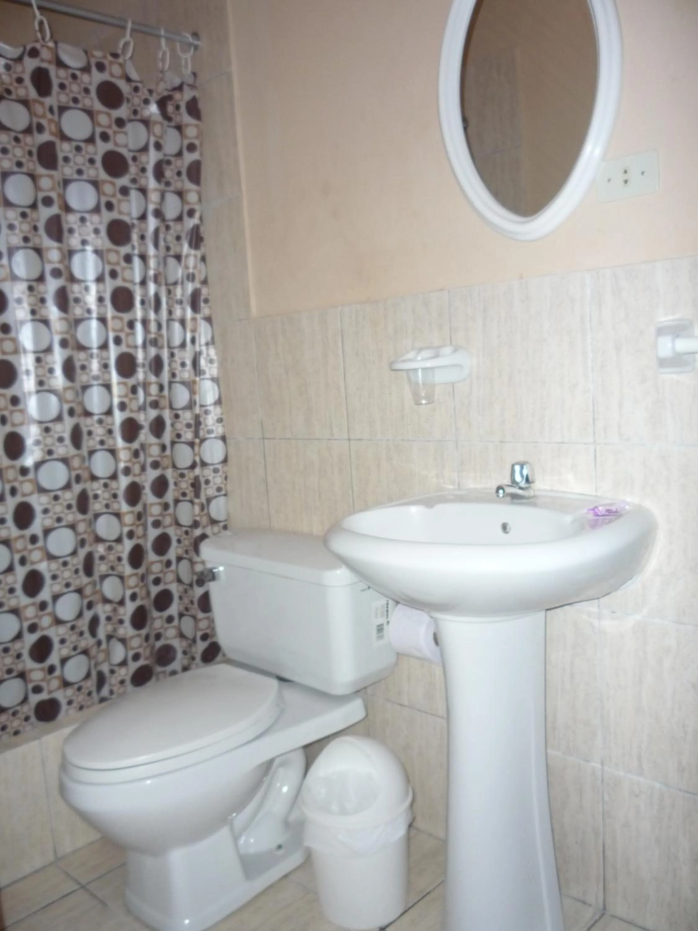 Bathroom in Hostal Tambo Colorado