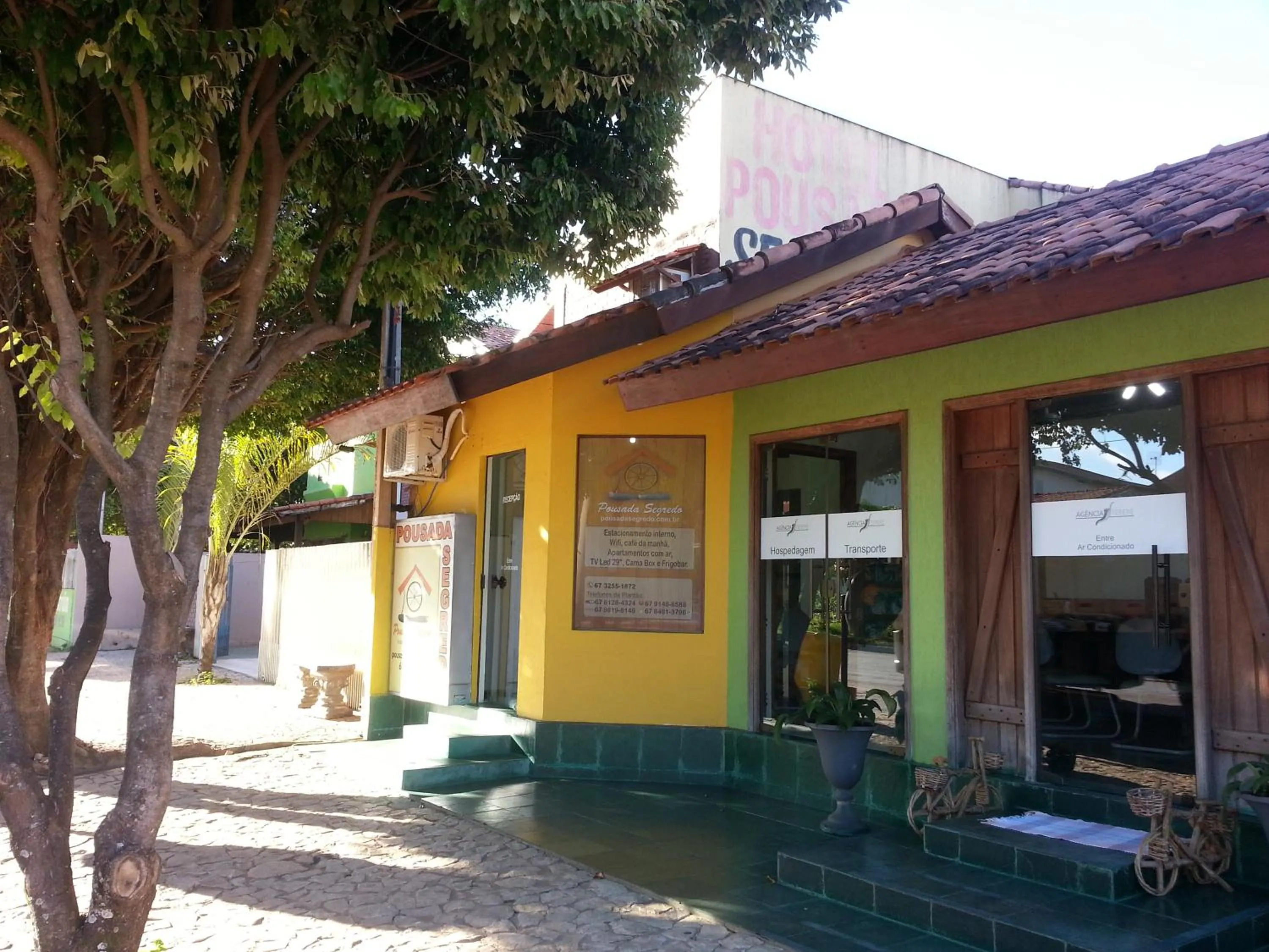 Facade/entrance in Pousada Segredo