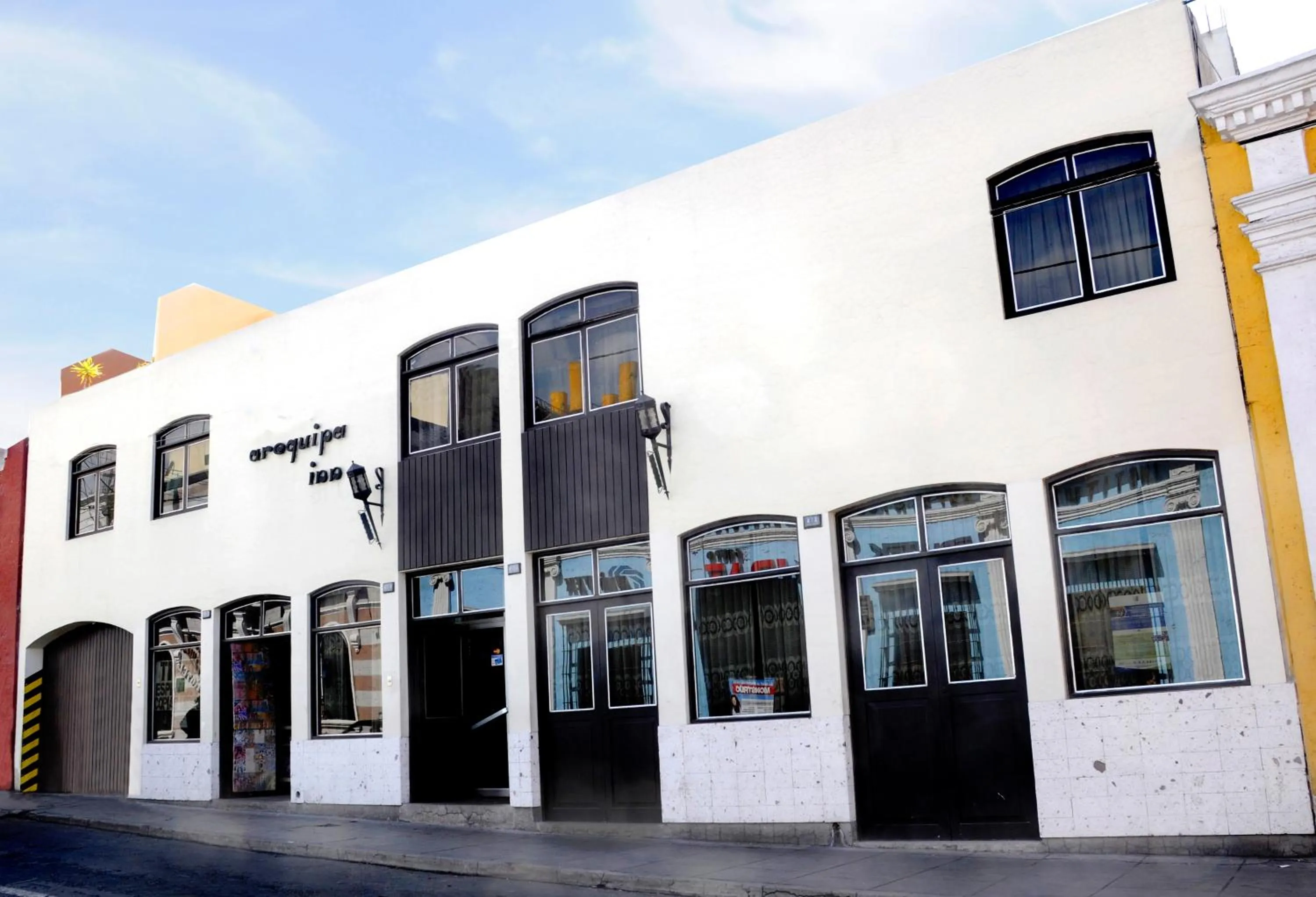 Facade/entrance in Arequipa Inn