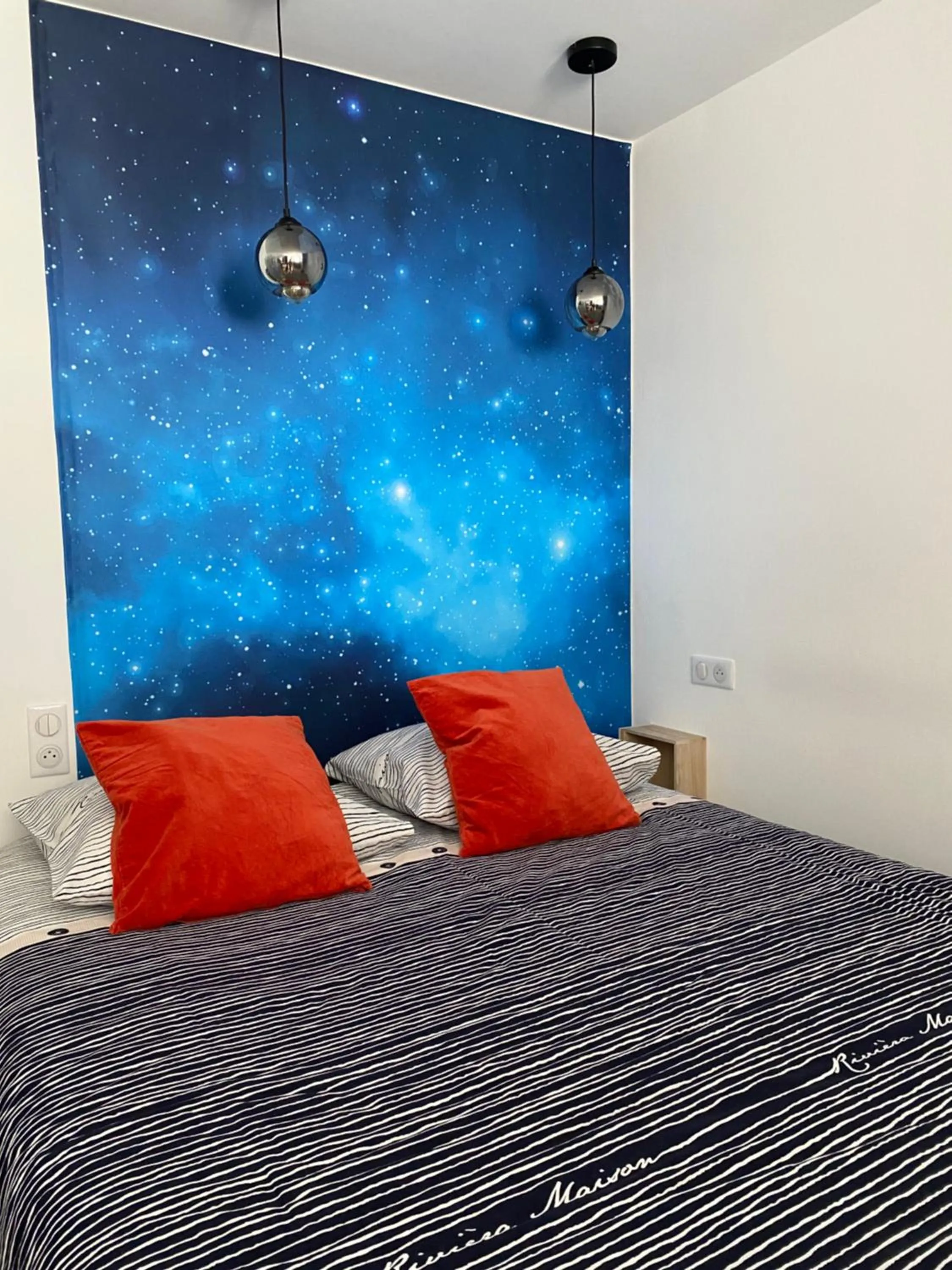 Bedroom, Bed in Sleeping Bio Tea