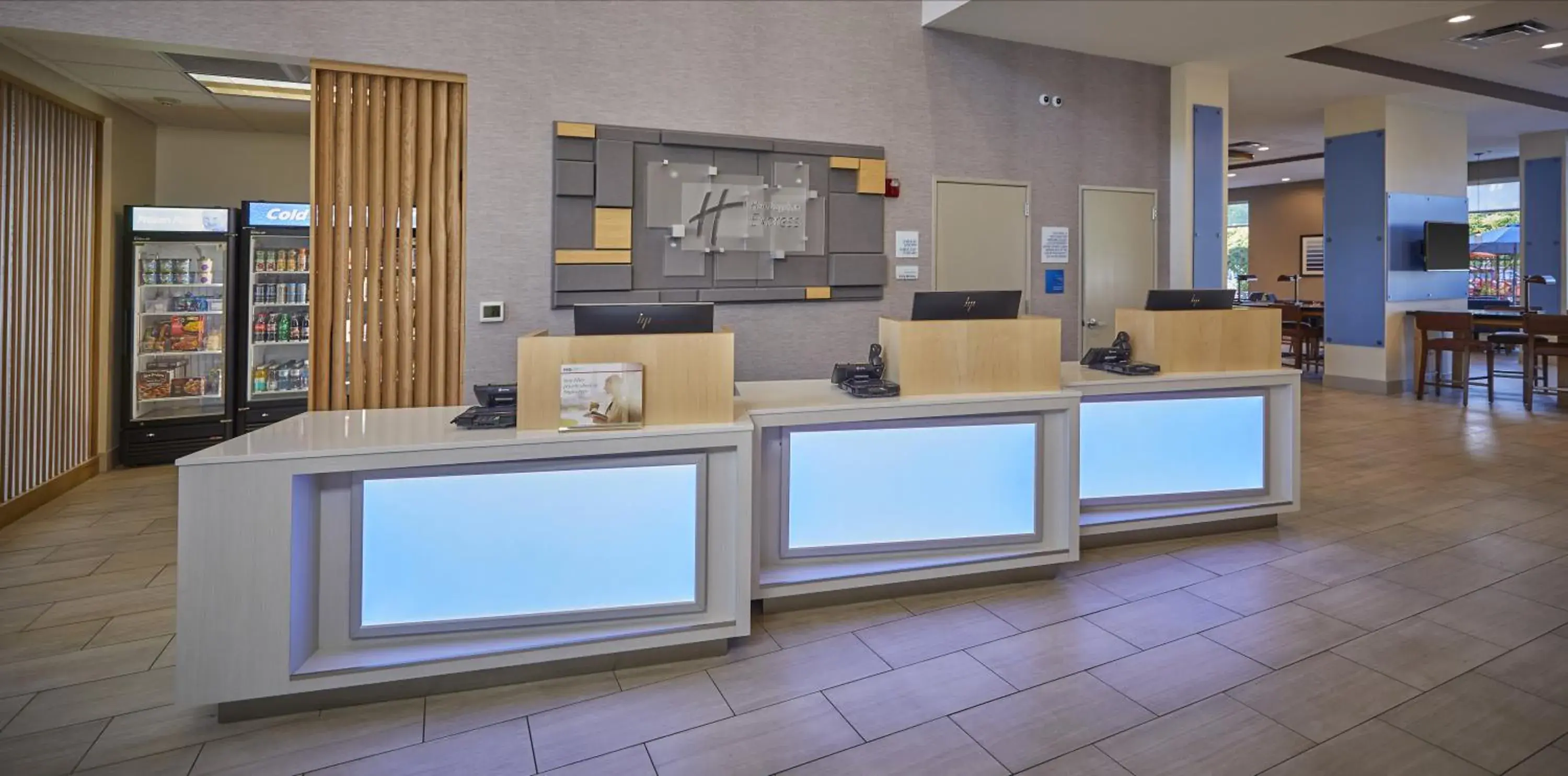 Property building in Holiday Inn Express : Eugene - Springfield by IHG Property building in Holiday Inn Express : Eugene - Springfield by IHG