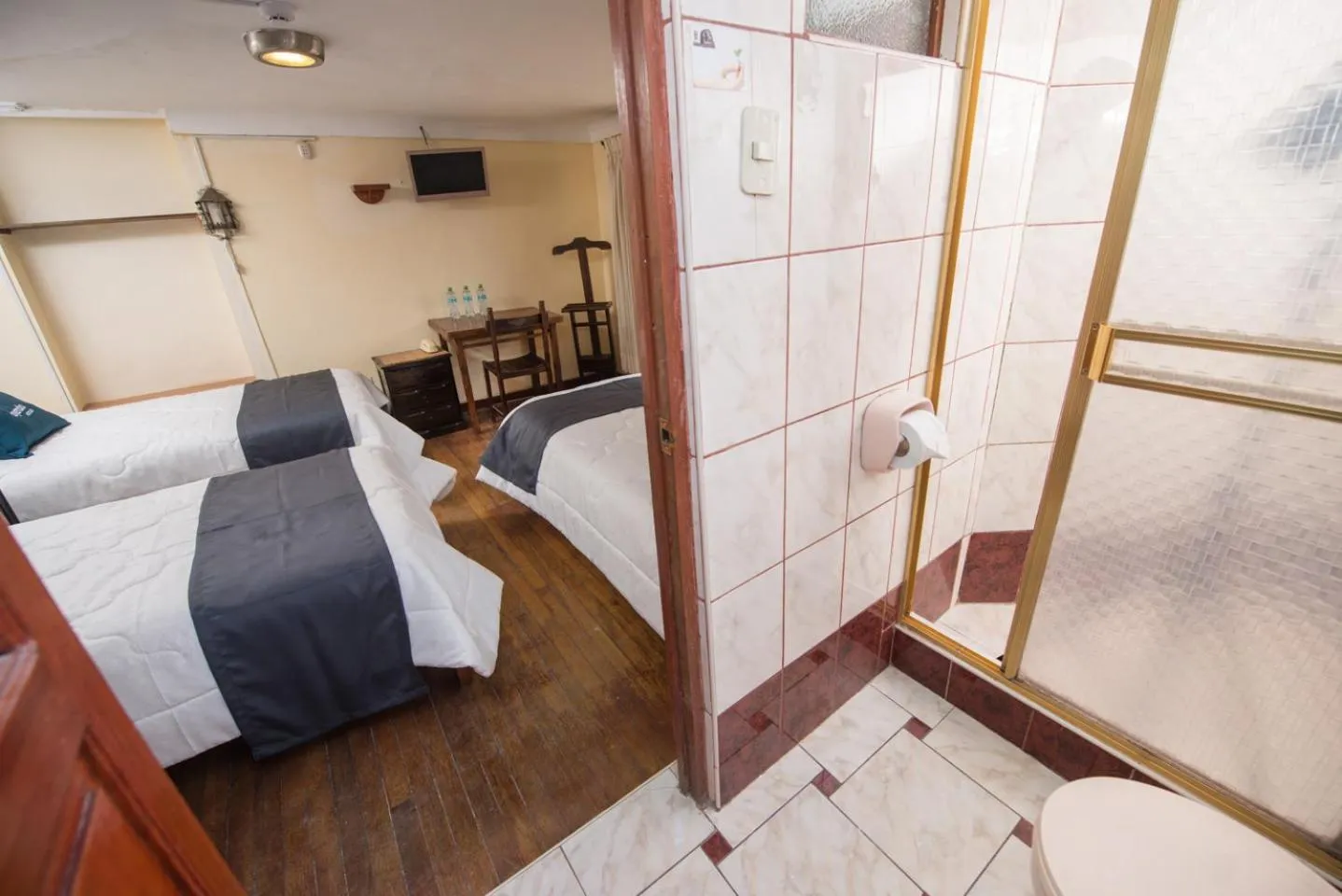 Photo of the whole room, Bed in Ayenda Casa Escondida San Cristóbal Premium