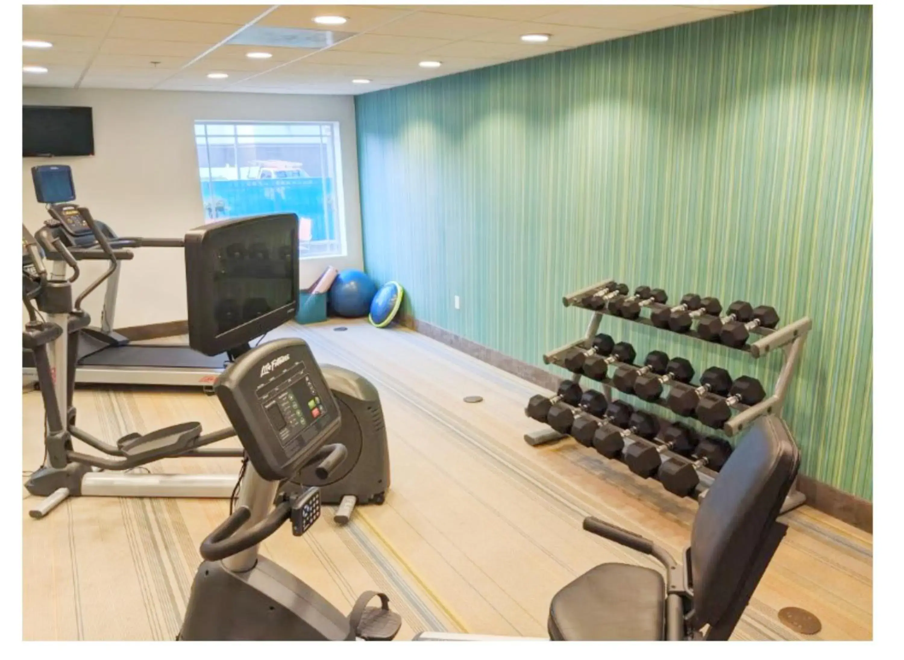 Fitness centre/facilities in Holiday Inn Express Venice by IHG Fitness centre/facilities in Holiday Inn Express Venice by IHG