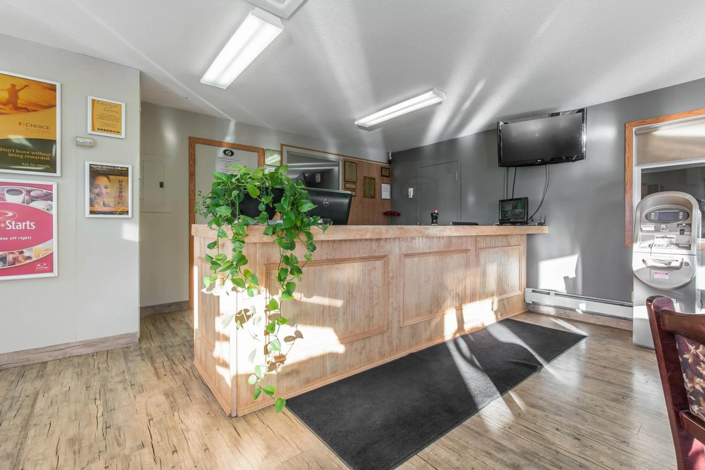 Lobby or reception in Empire Inn & Suites