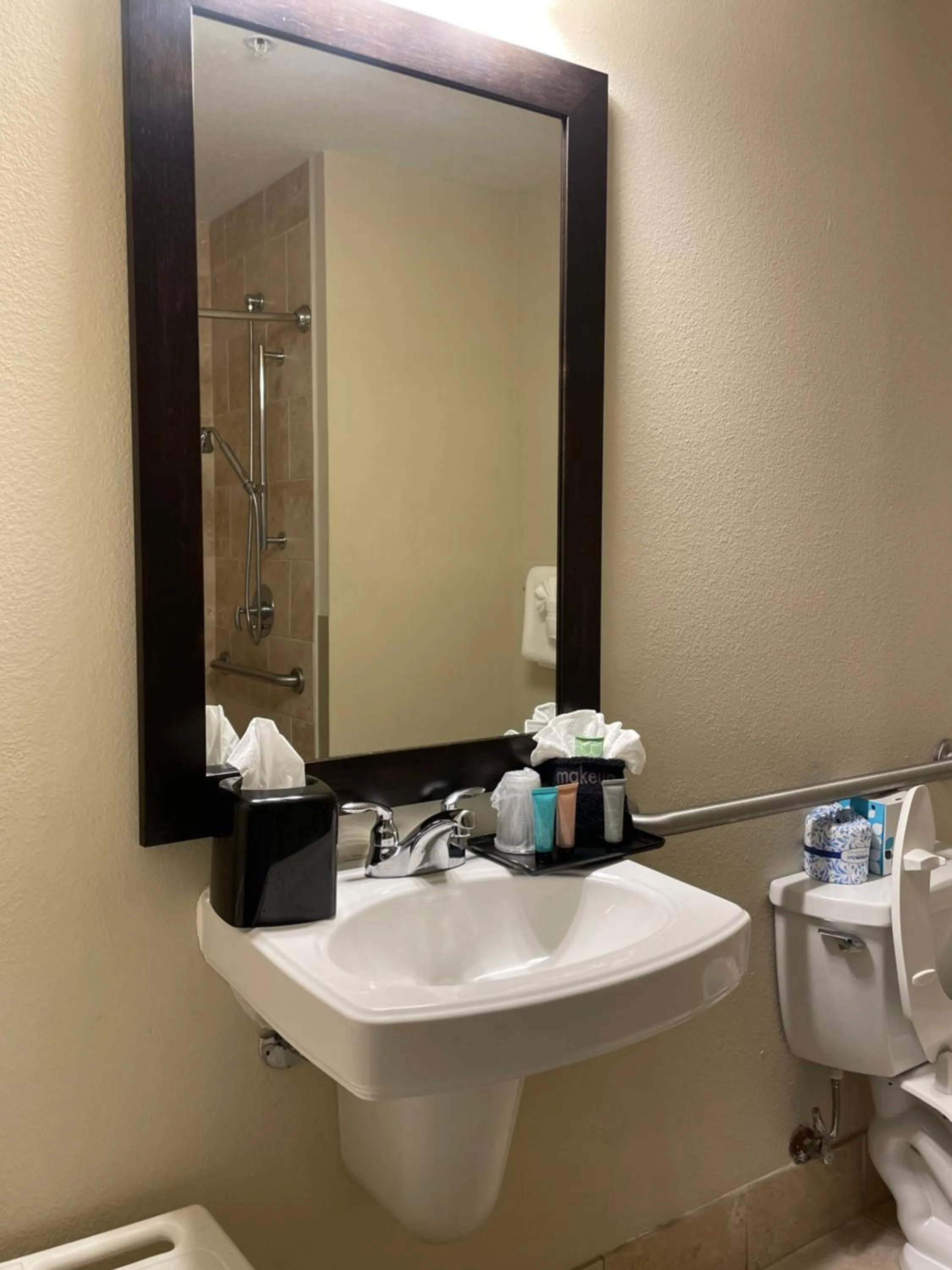 Toilet in South Beach Biloxi Hotel & Suites