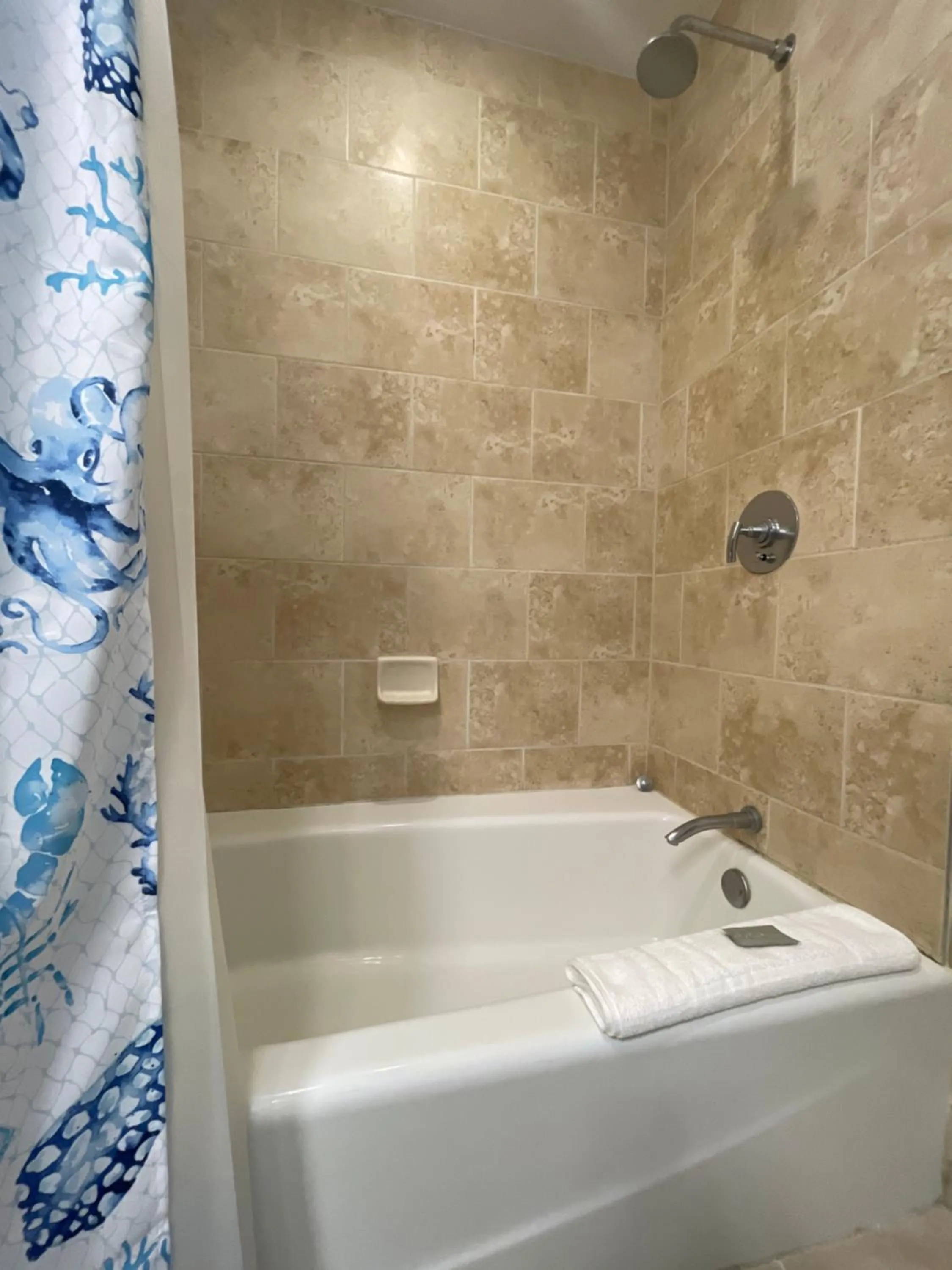 Bath in South Beach Biloxi Hotel & Suites