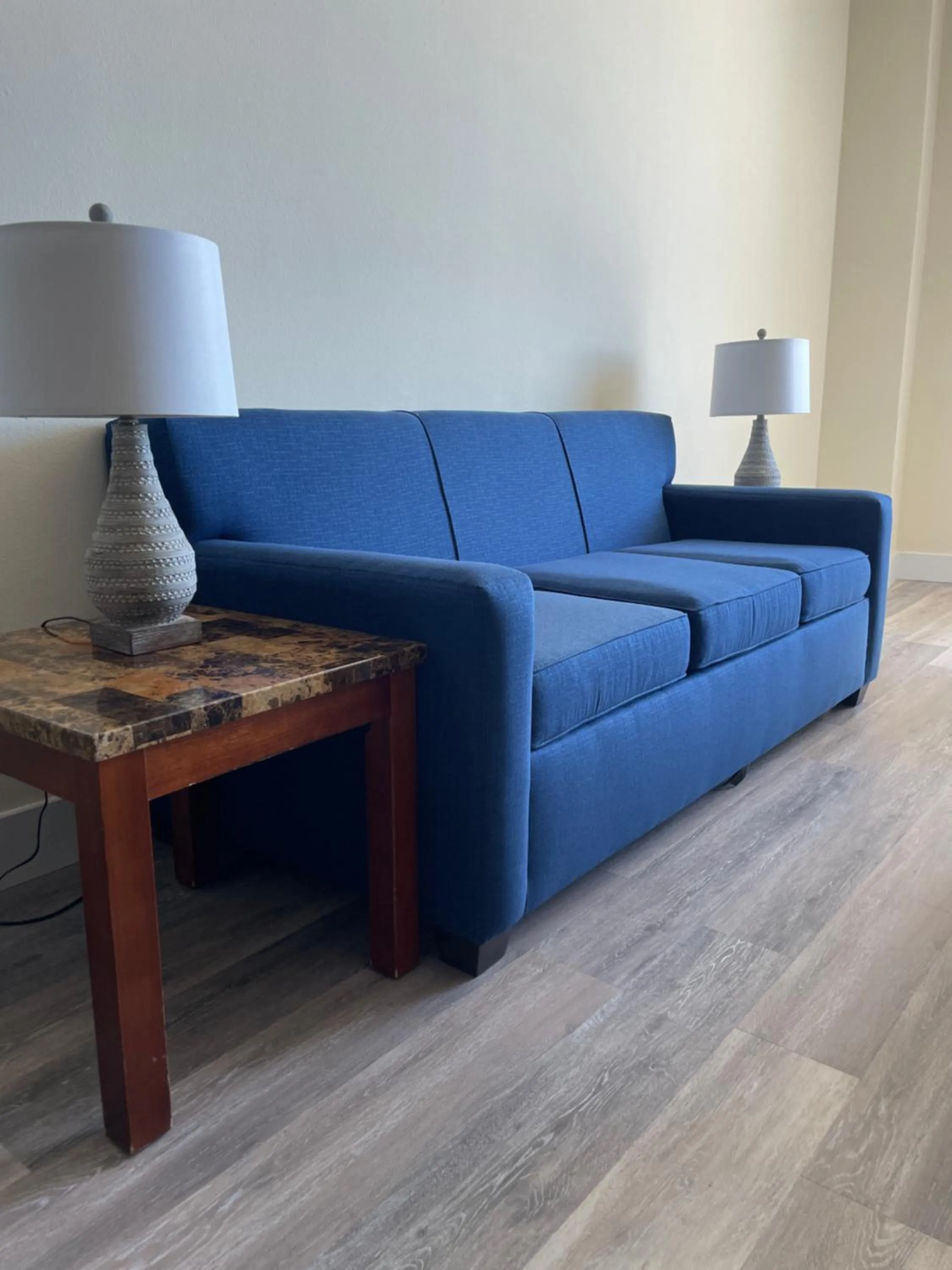 Living room in South Beach Biloxi Hotel & Suites