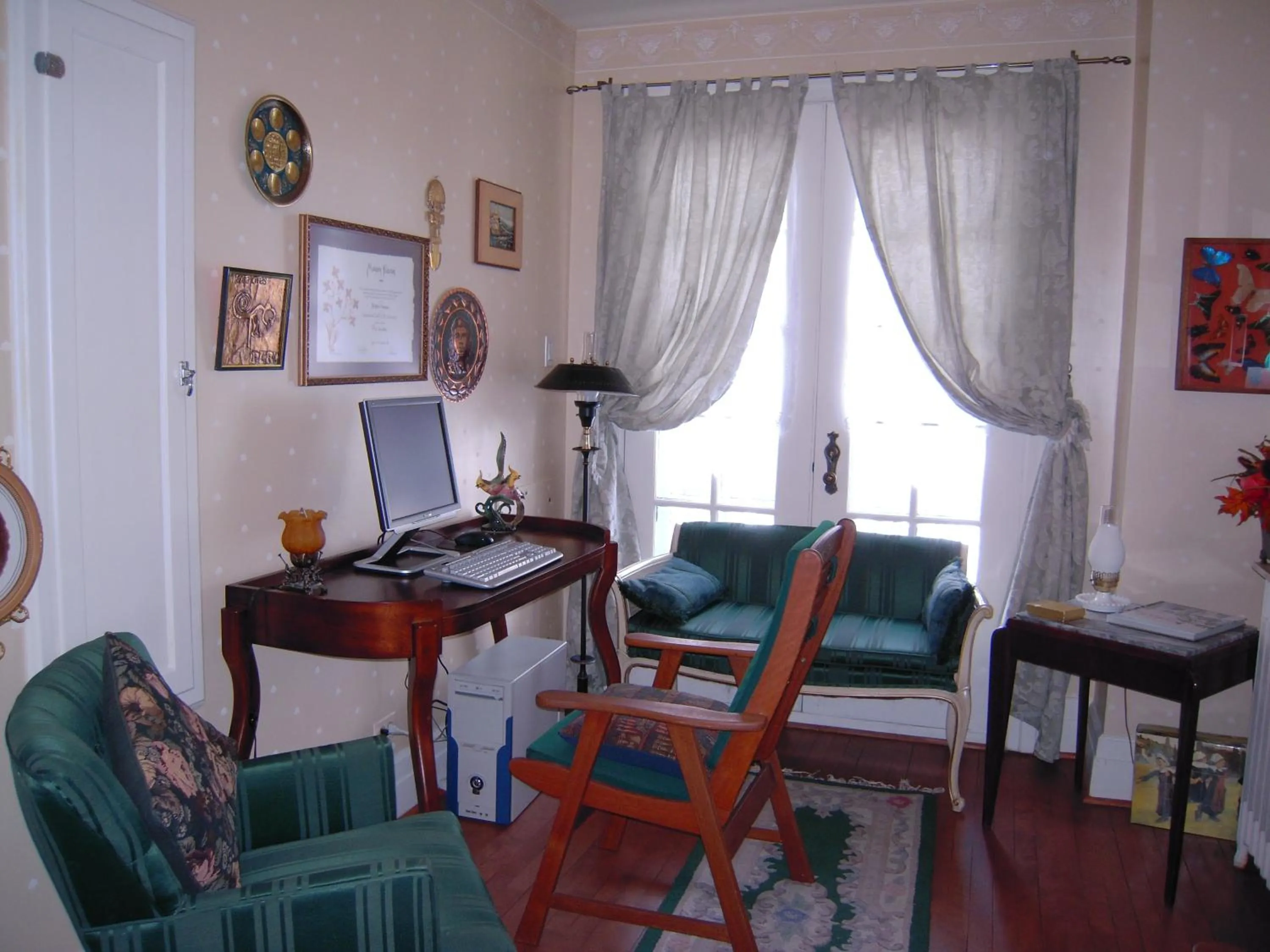 Seating area in L'Arvidienne Couette et Café