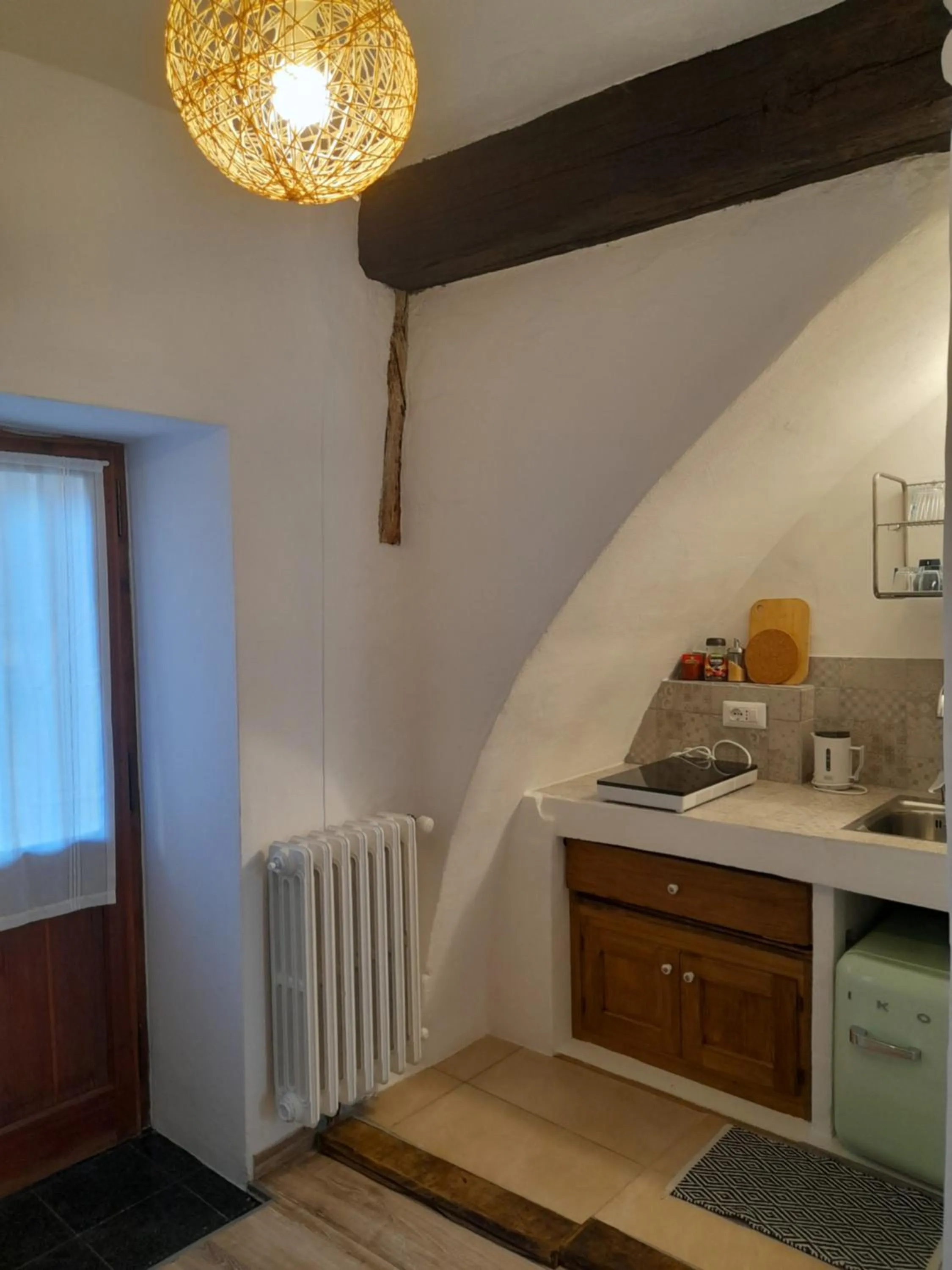 Kitchen or kitchenette in B&B Al Vicolo del Gallo