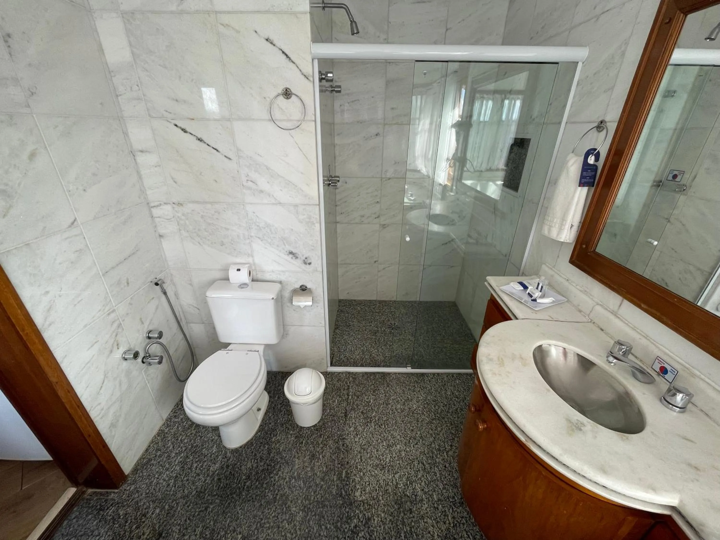 Bathroom in Summit Suítes Hotel Campos do Jordão