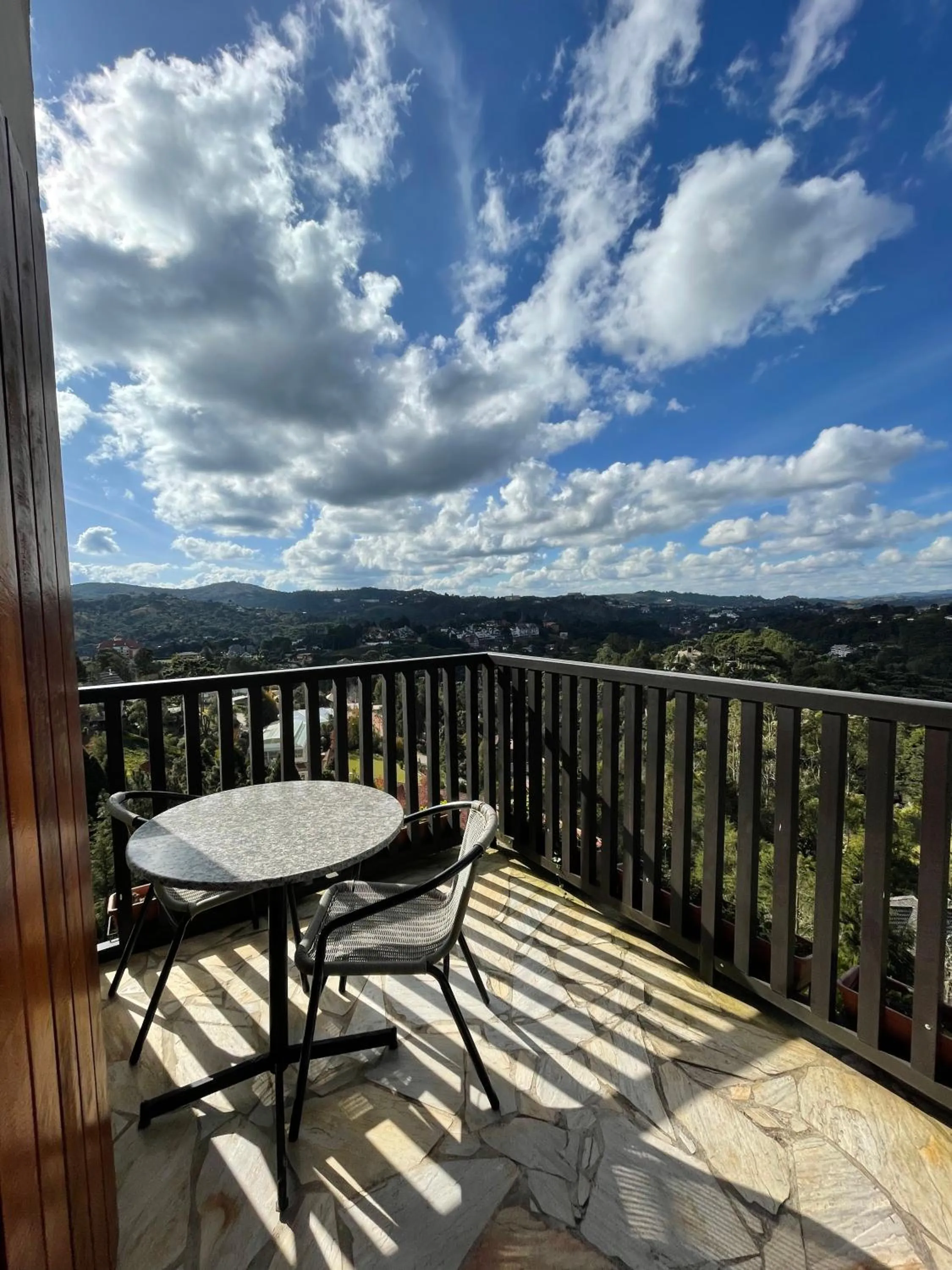 Mountain view in Summit Suítes Hotel Campos do Jordão