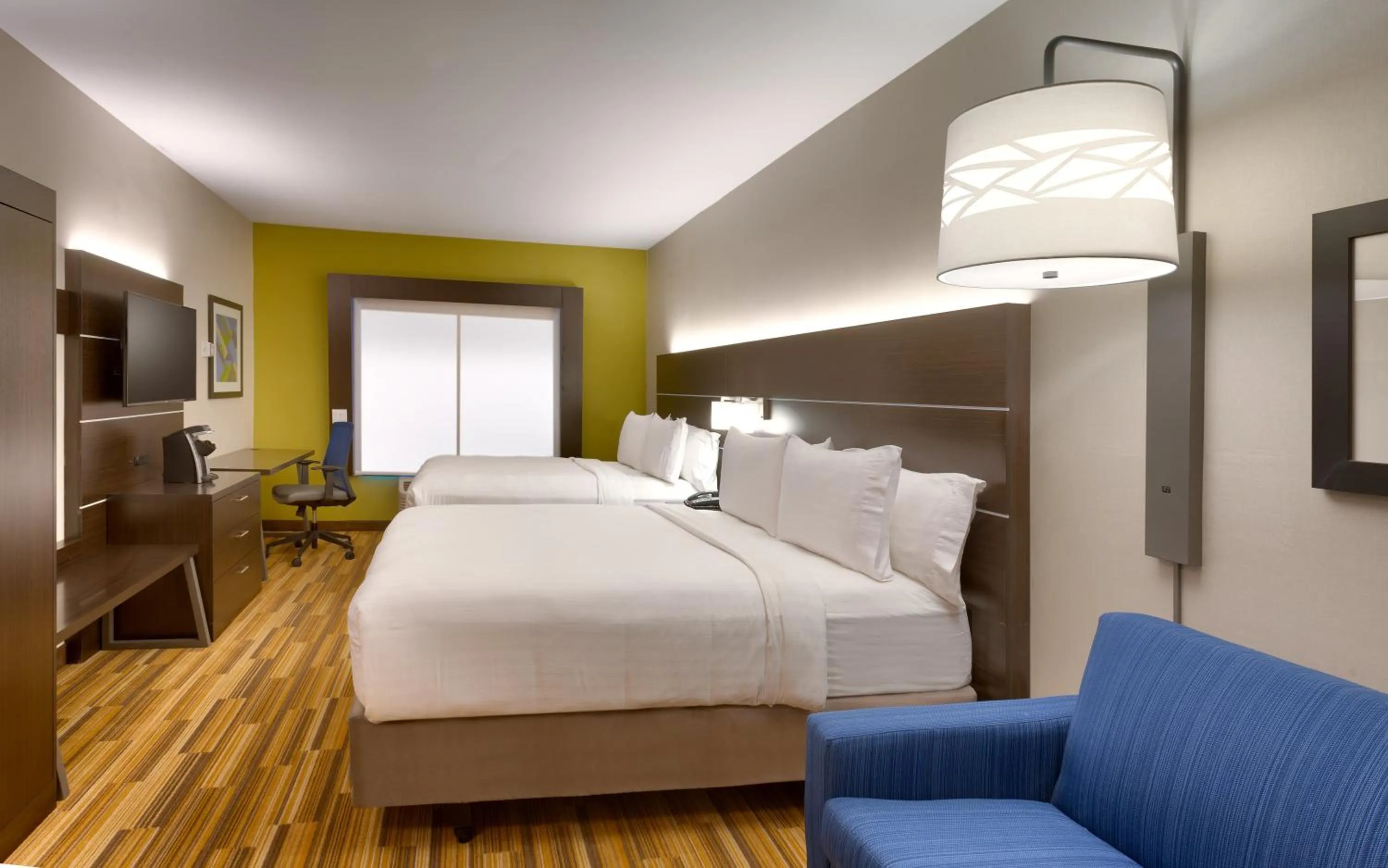 Photo of the whole room, Bed in Holiday Inn Express El Paso I-10 East by IHG