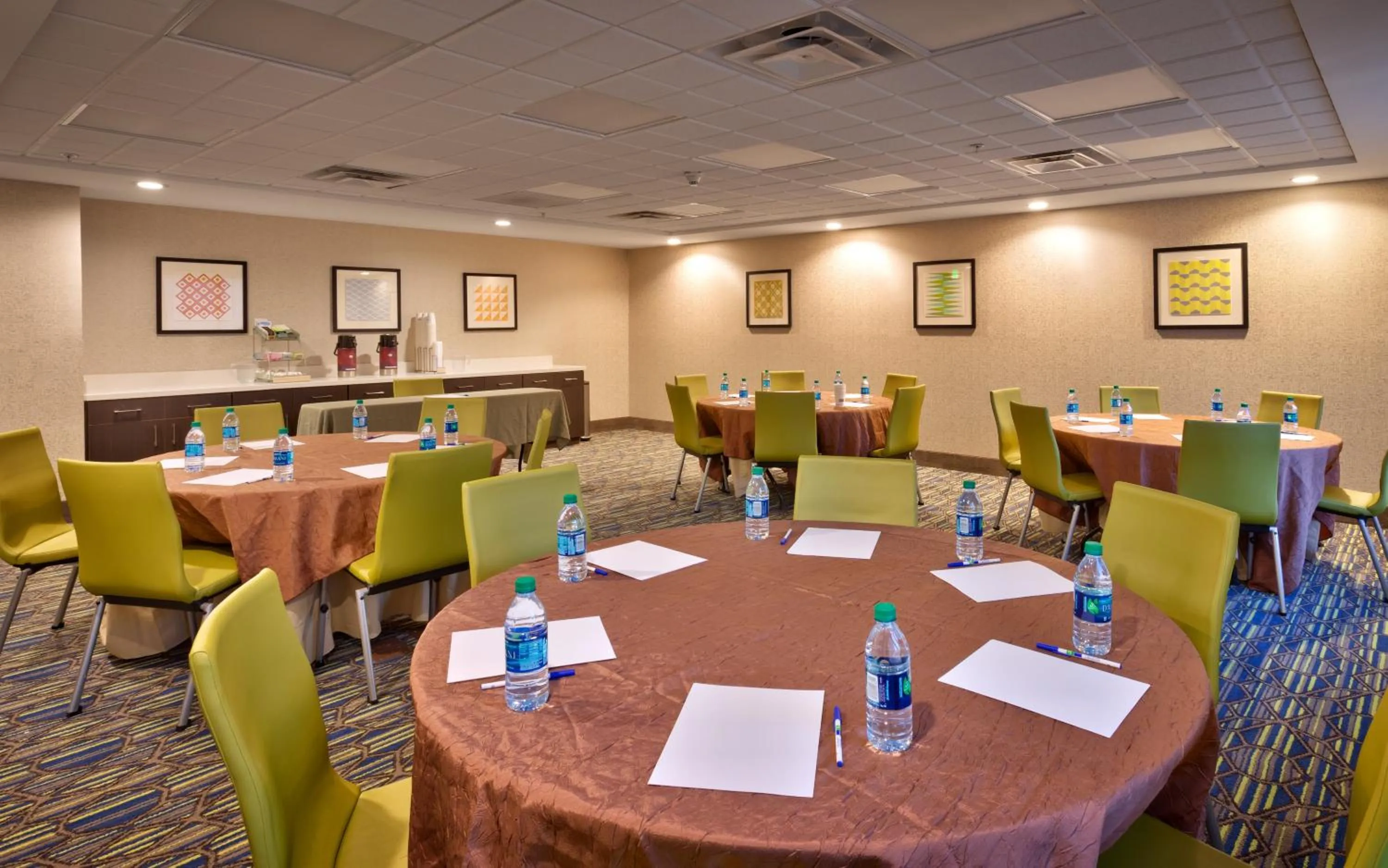 Meeting/conference room in Holiday Inn Express El Paso I-10 East by IHG