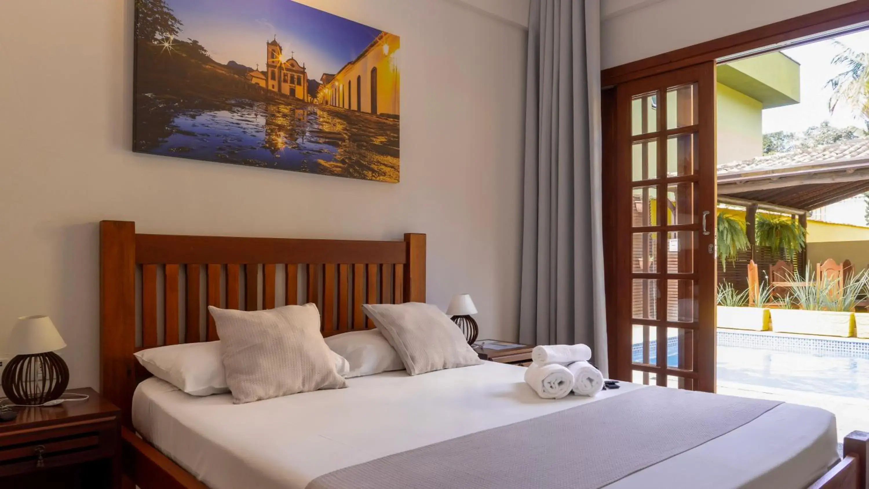 Small Double Room in Pousada Cicerone - Portal das Artes - Com Gerador de Energia Small Double Room in Pousada Cicerone - Portal das Artes - Com Gerador de Energia