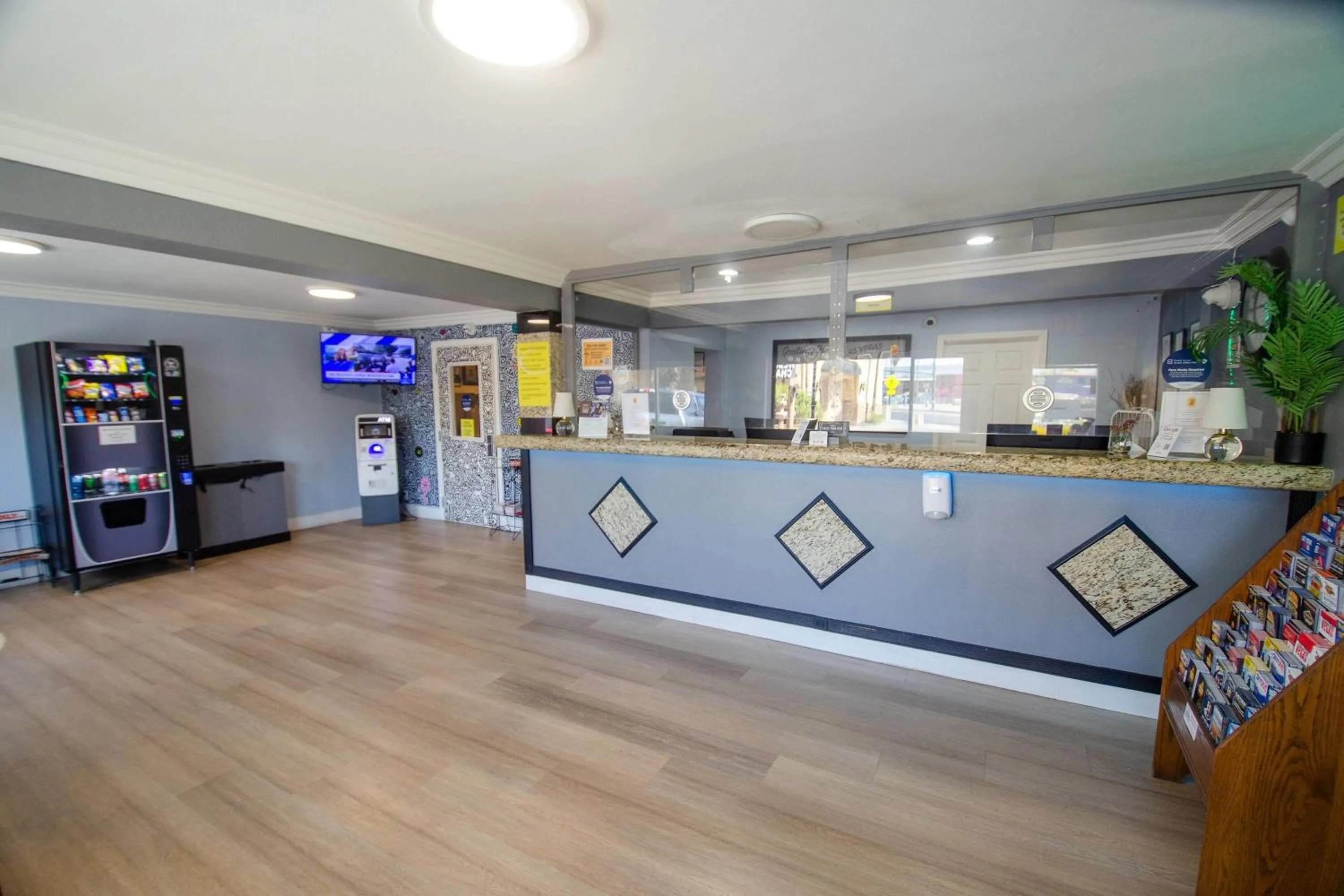 Lobby or reception in Super 8 by Wyndham Las Vegas North Strip/Fremont St. Area
