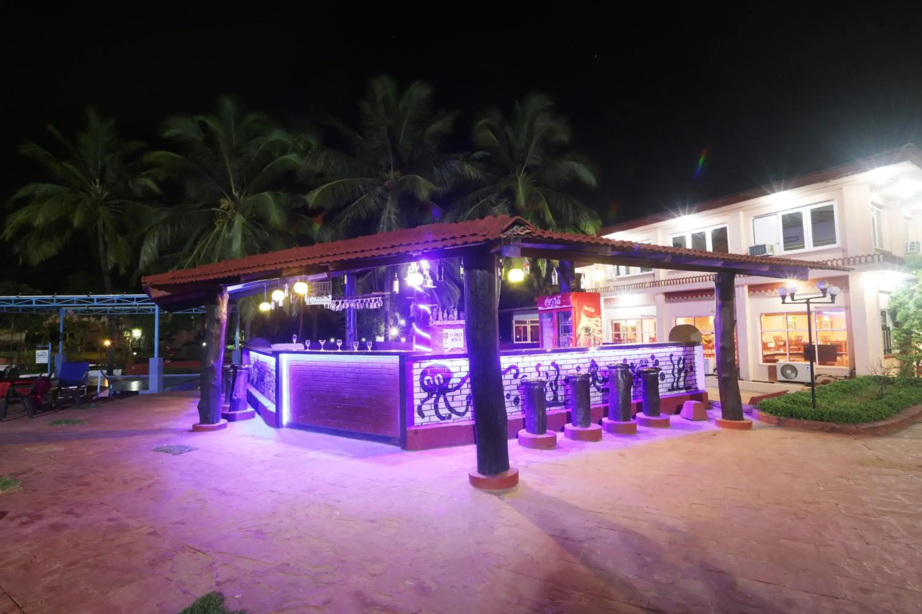 Lounge or bar in The Byke Old Anchor Beach Resort & Spa Lounge or bar in The Byke Old Anchor Beach Resort & Spa