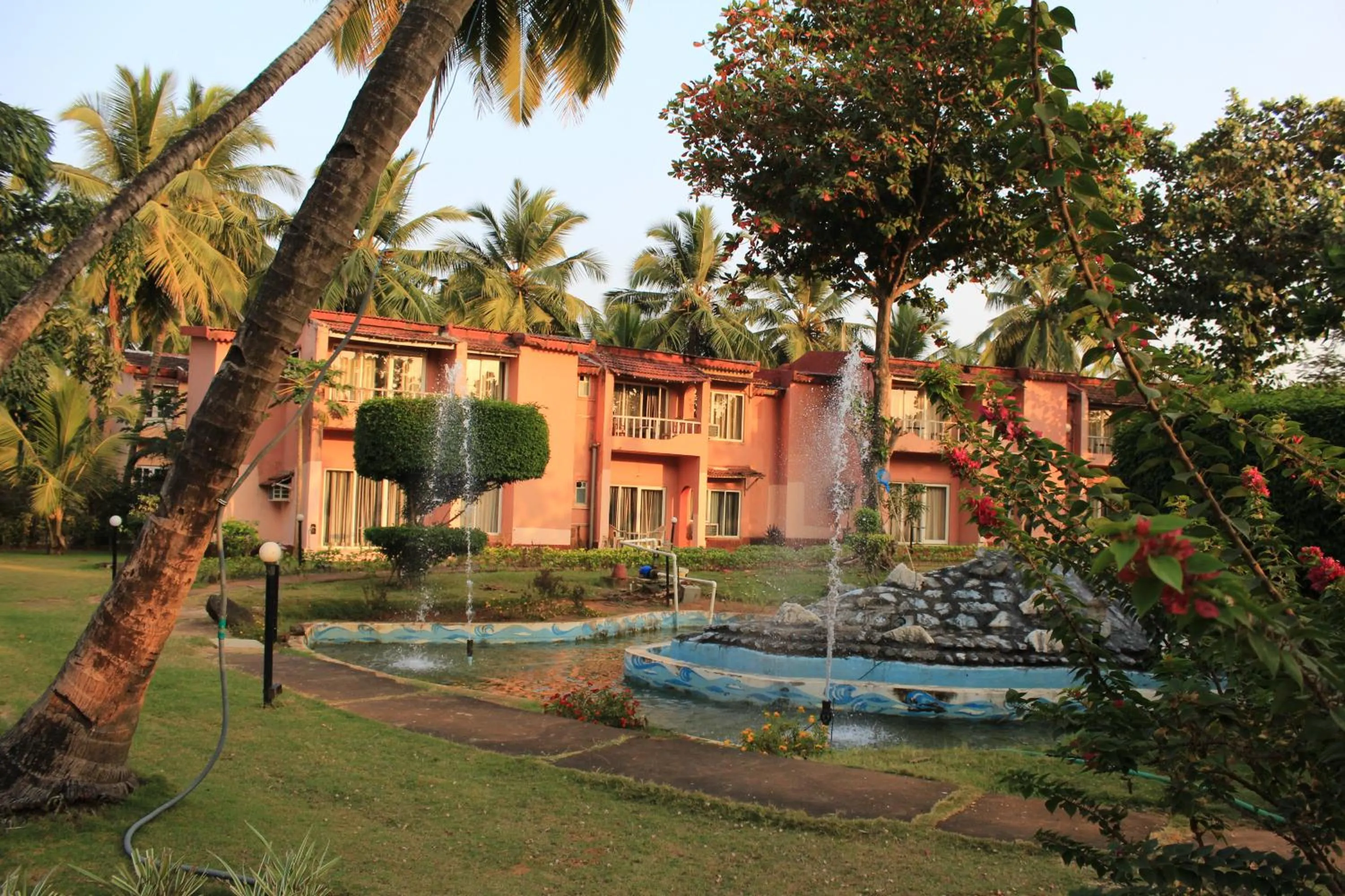 Garden in The Byke Old Anchor Beach Resort & Spa