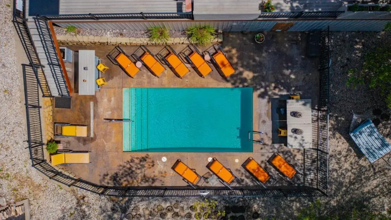 Lake Breeze Timber Lake Breeze Timber