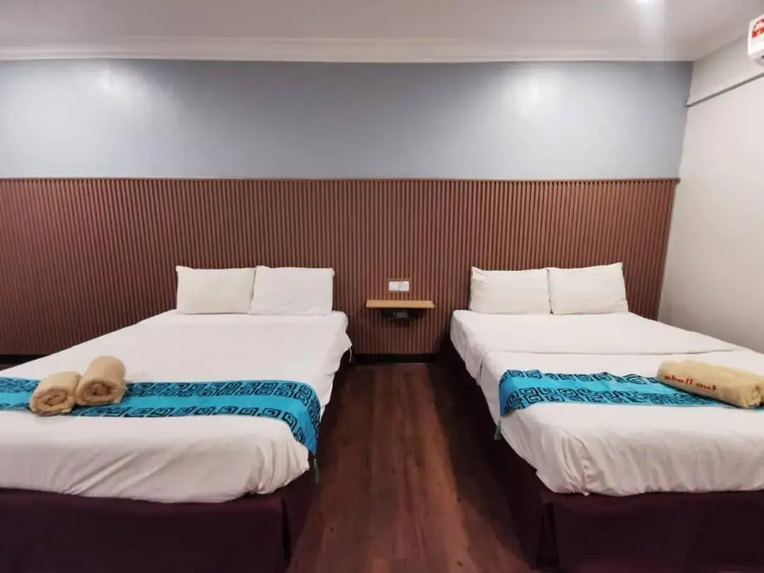 Superior Family Room in Adina Drive In Motel - Self Service Units Available Superior Family Room in Adina Drive In Motel - Self Service Units Available
