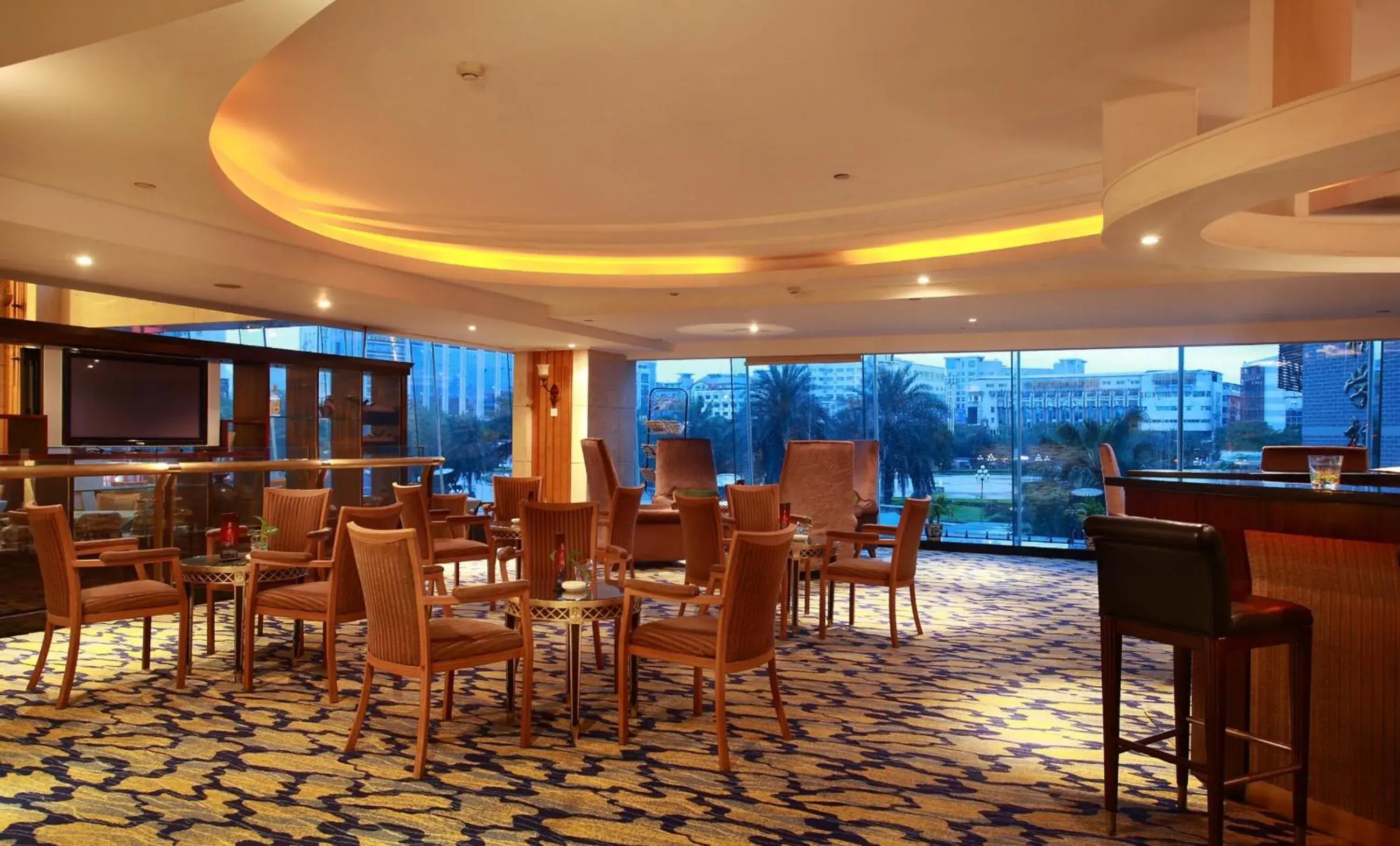 Restaurant/places to eat in Lijiang Waterfall Hotel Guilin Restaurant/places to eat in Lijiang Waterfall Hotel Guilin