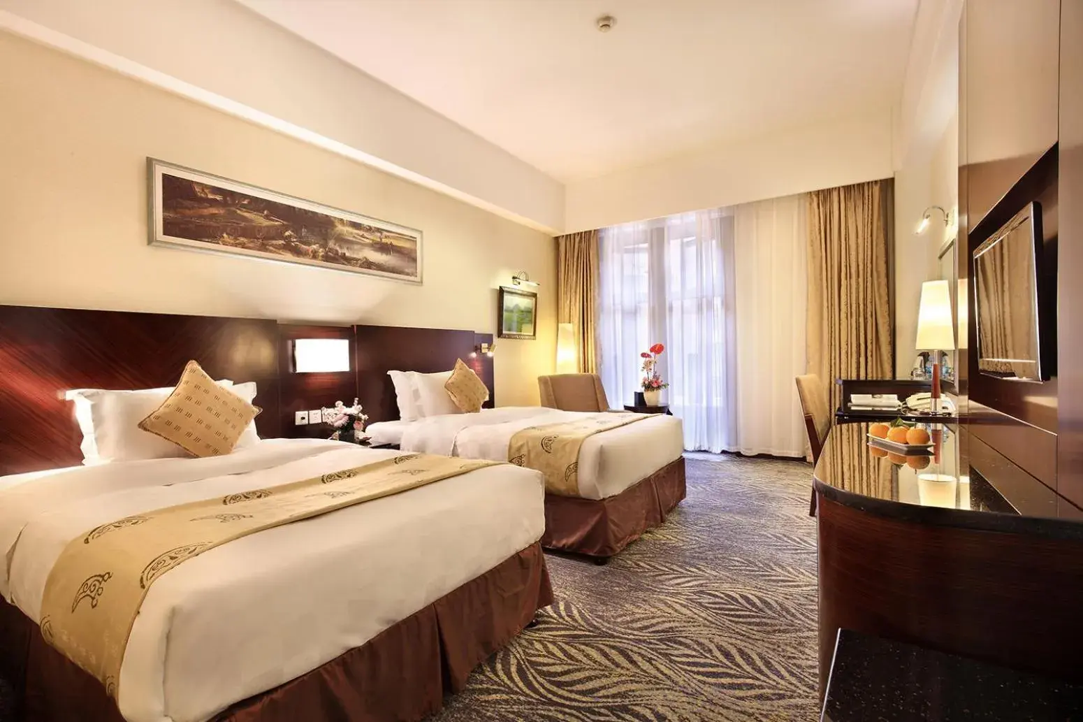 Photo of the whole room, Bed in Lijiang Waterfall Hotel Guilin Photo of the whole room, Bed in Lijiang Waterfall Hotel Guilin