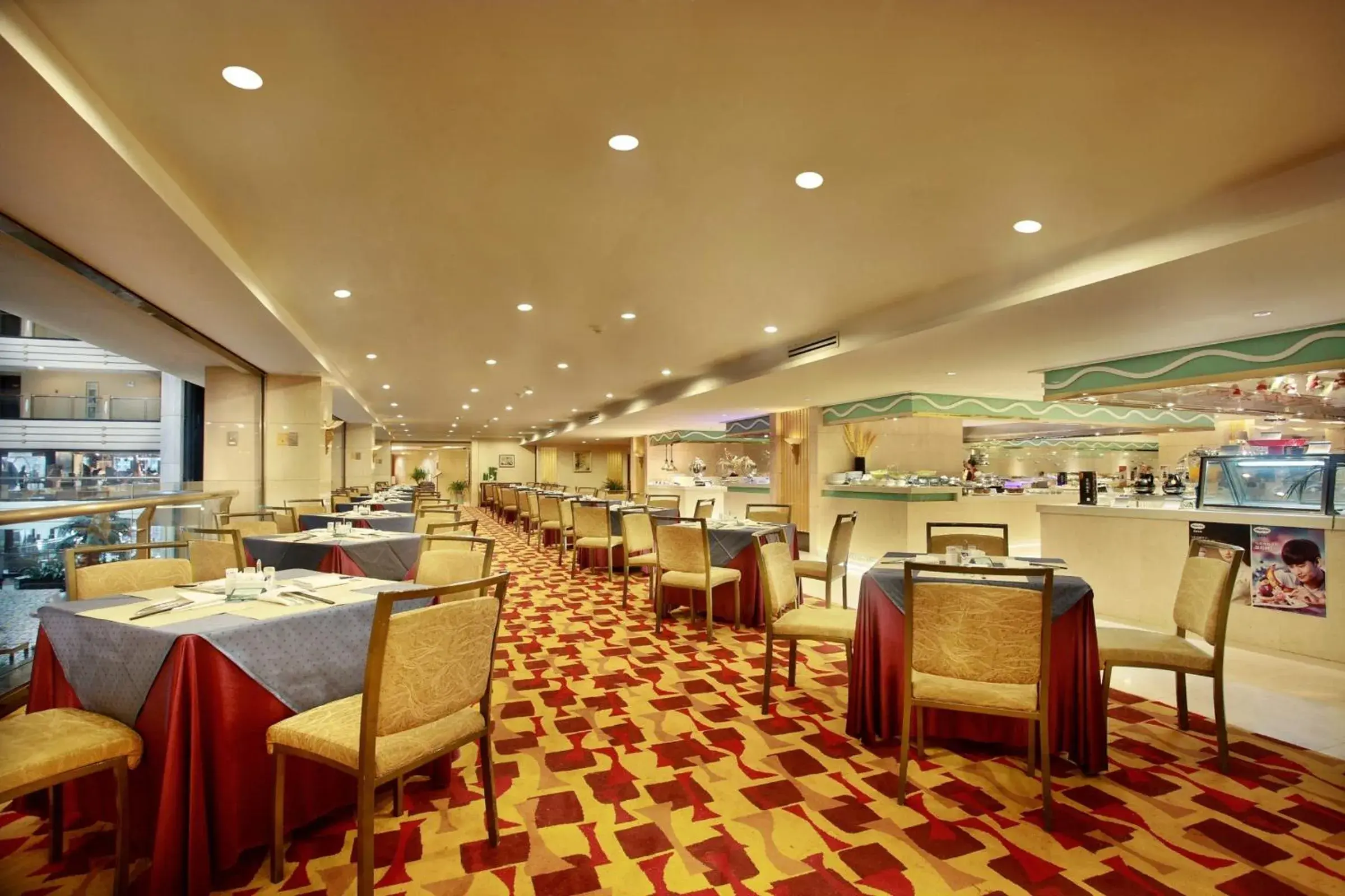 Restaurant/places to eat in Lijiang Waterfall Hotel Guilin Restaurant/places to eat in Lijiang Waterfall Hotel Guilin