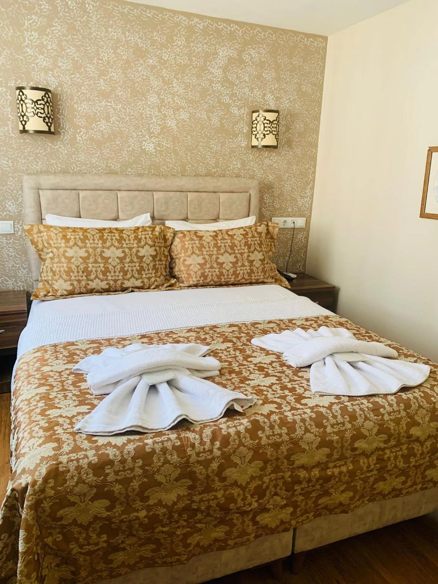 Bed in Hotel Buhara Family Inn