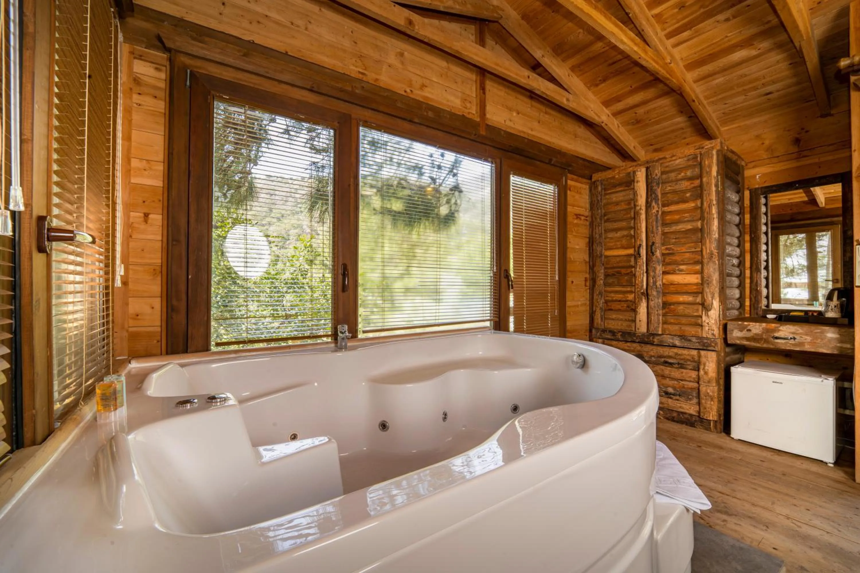 Massage in Sea Valley Lodge