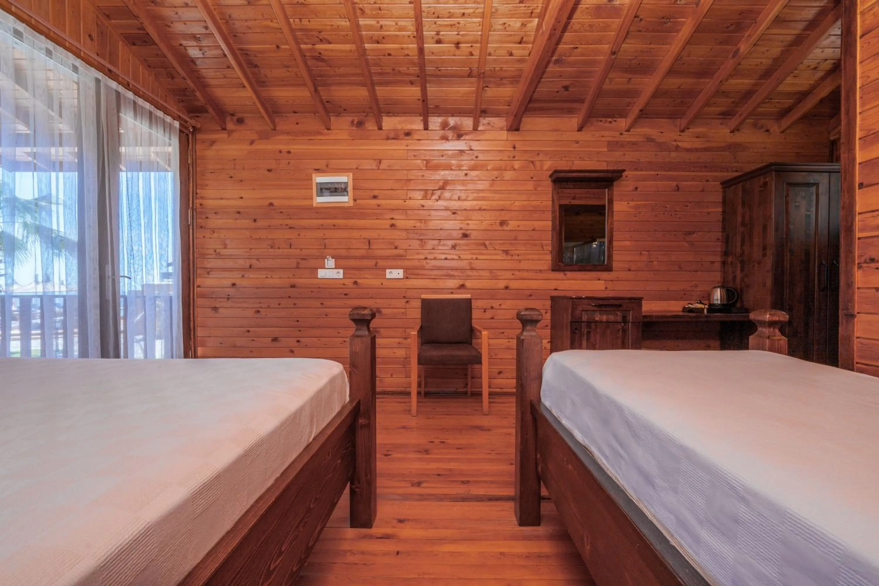 Bed in Sea Valley Lodge