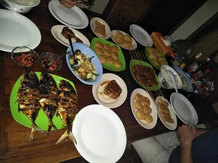 Arrys Watukarung Surfcamp