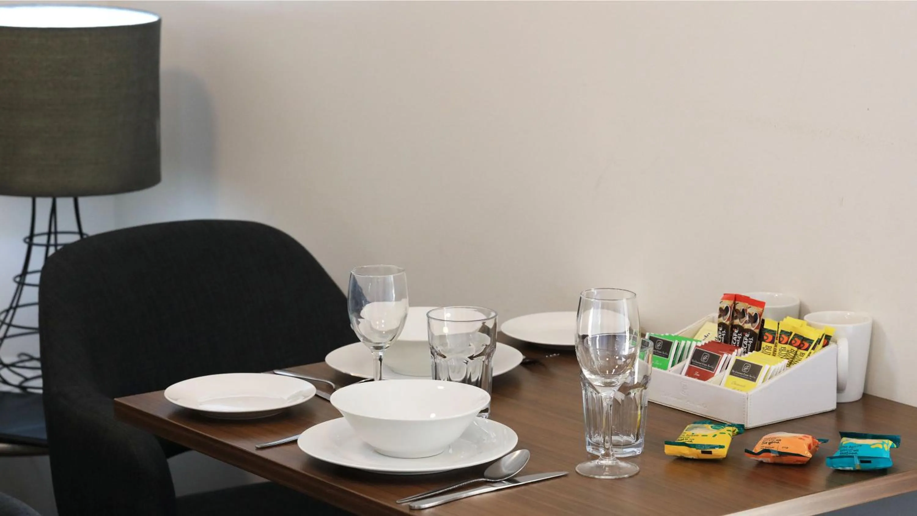 Dining area in Club Maclean Motel