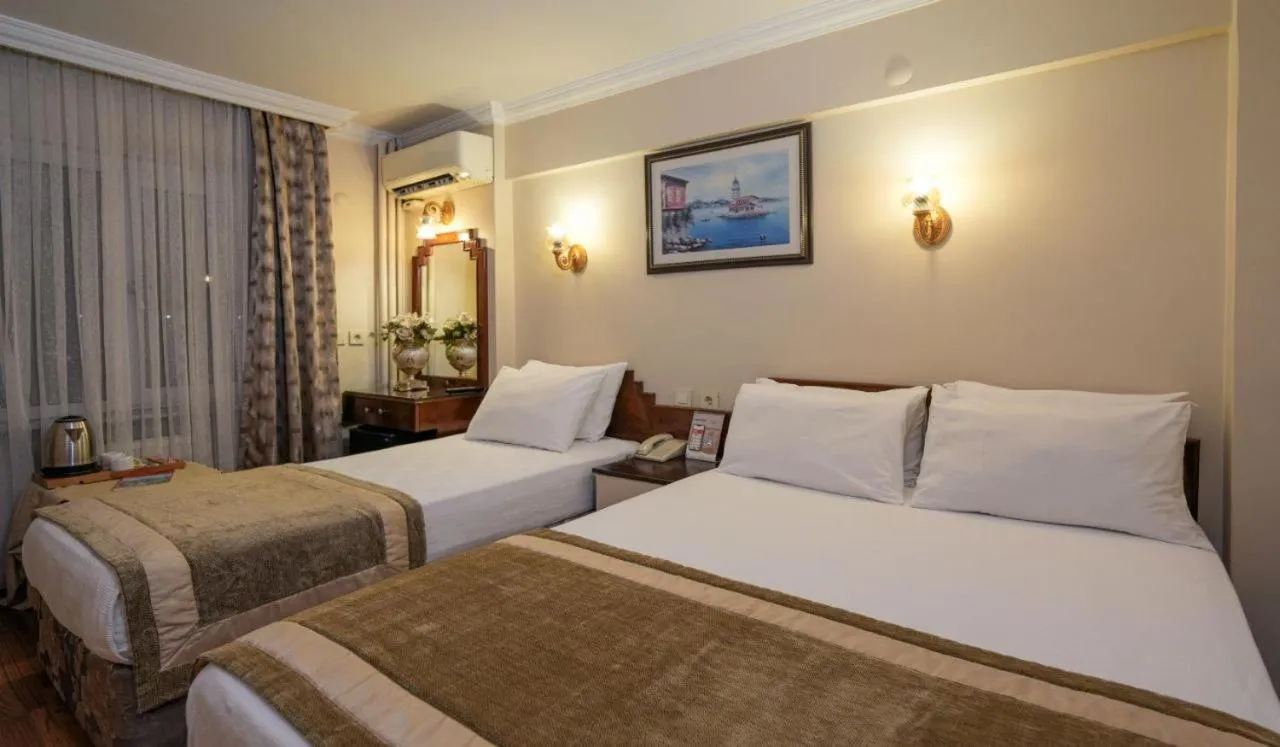 Bed in Hotel Akyildiz