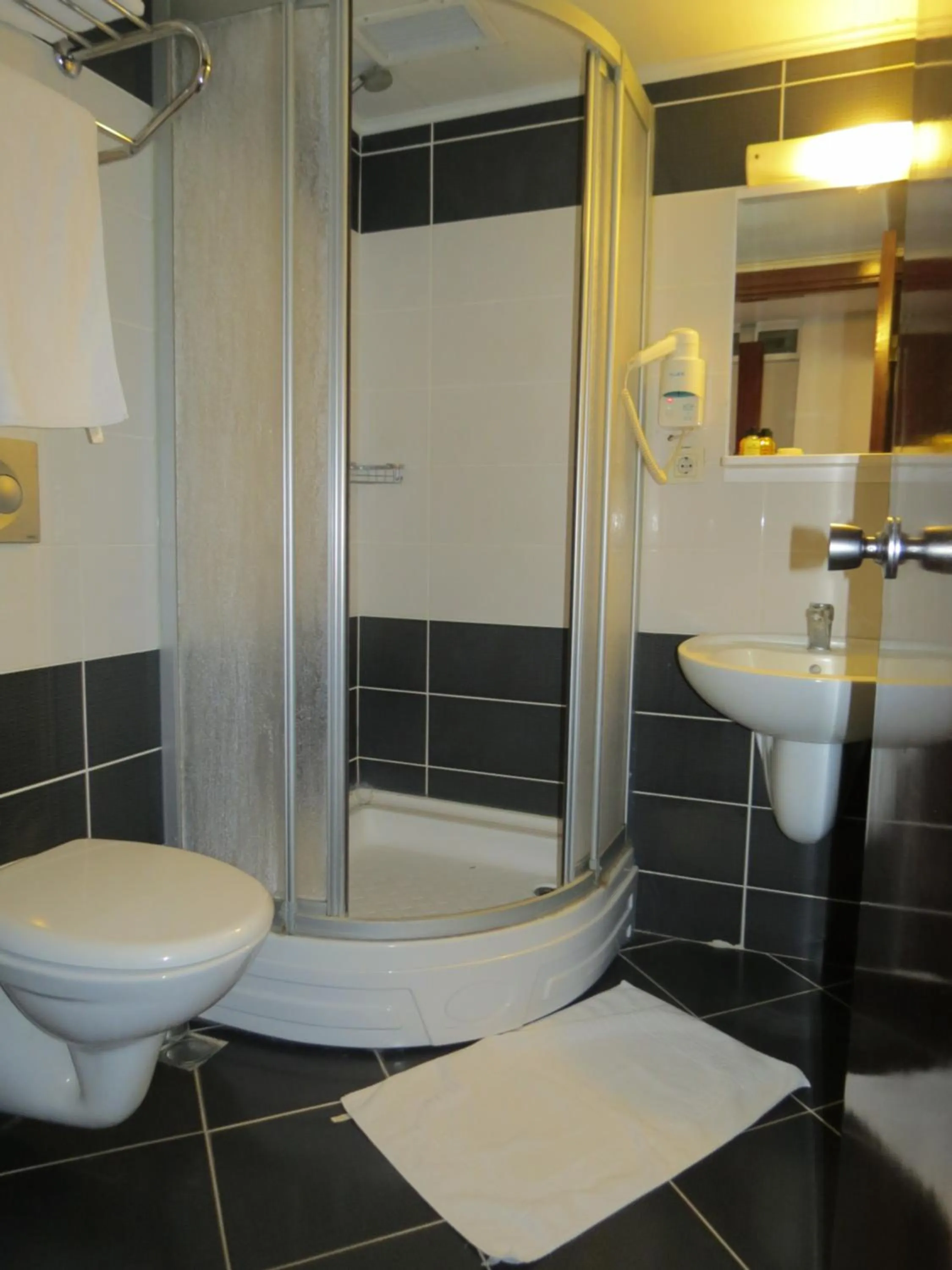 Bathroom in Hotel Akyildiz