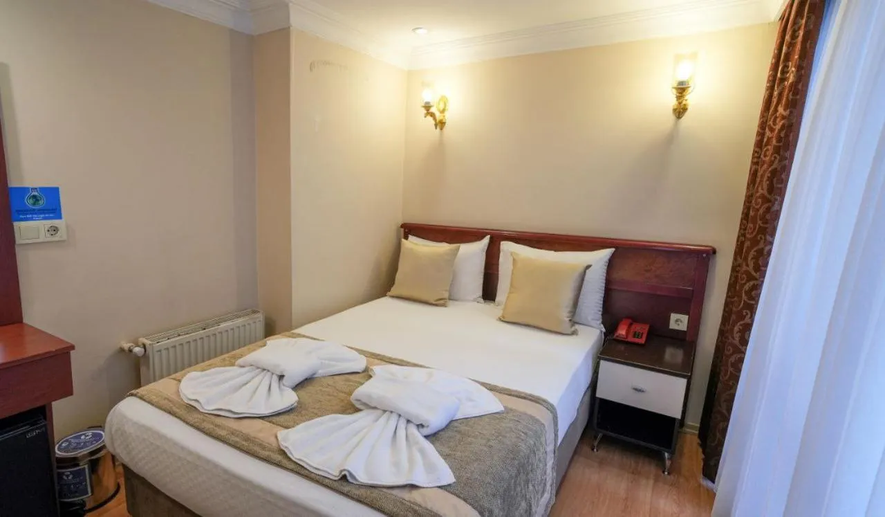 Bed in Hotel Akyildiz