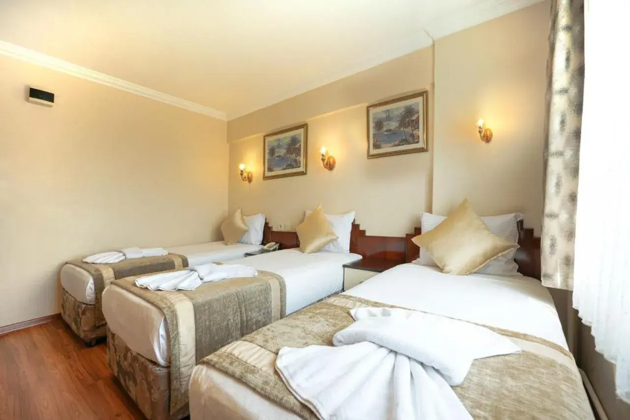 Bed in Hotel Akyildiz Bed in Hotel Akyildiz