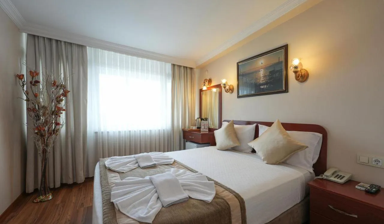 Bed in Hotel Akyildiz