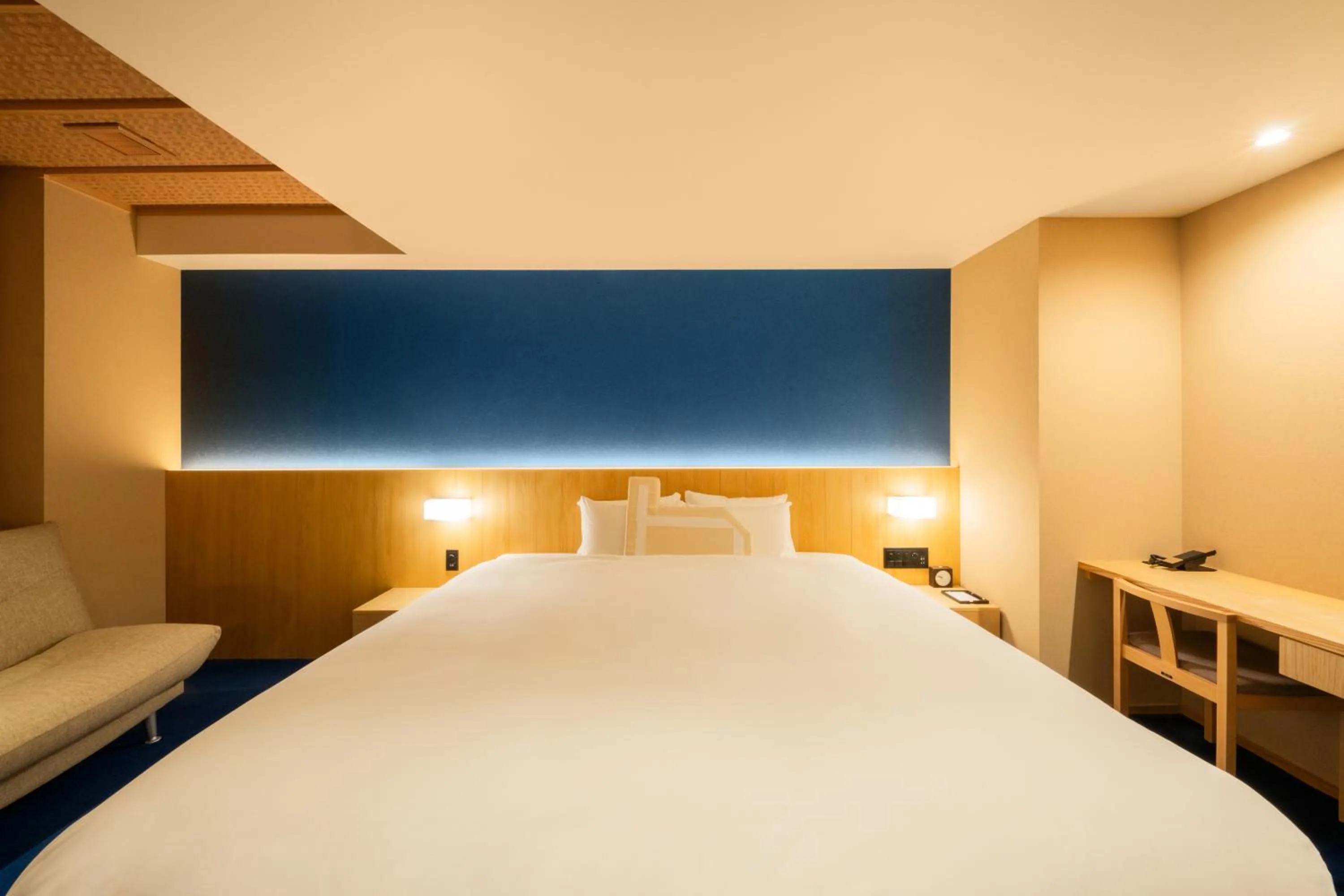 Photo of the whole room, Bed in Homm Stay Nagi Shijo Kyoto By Banyan Group