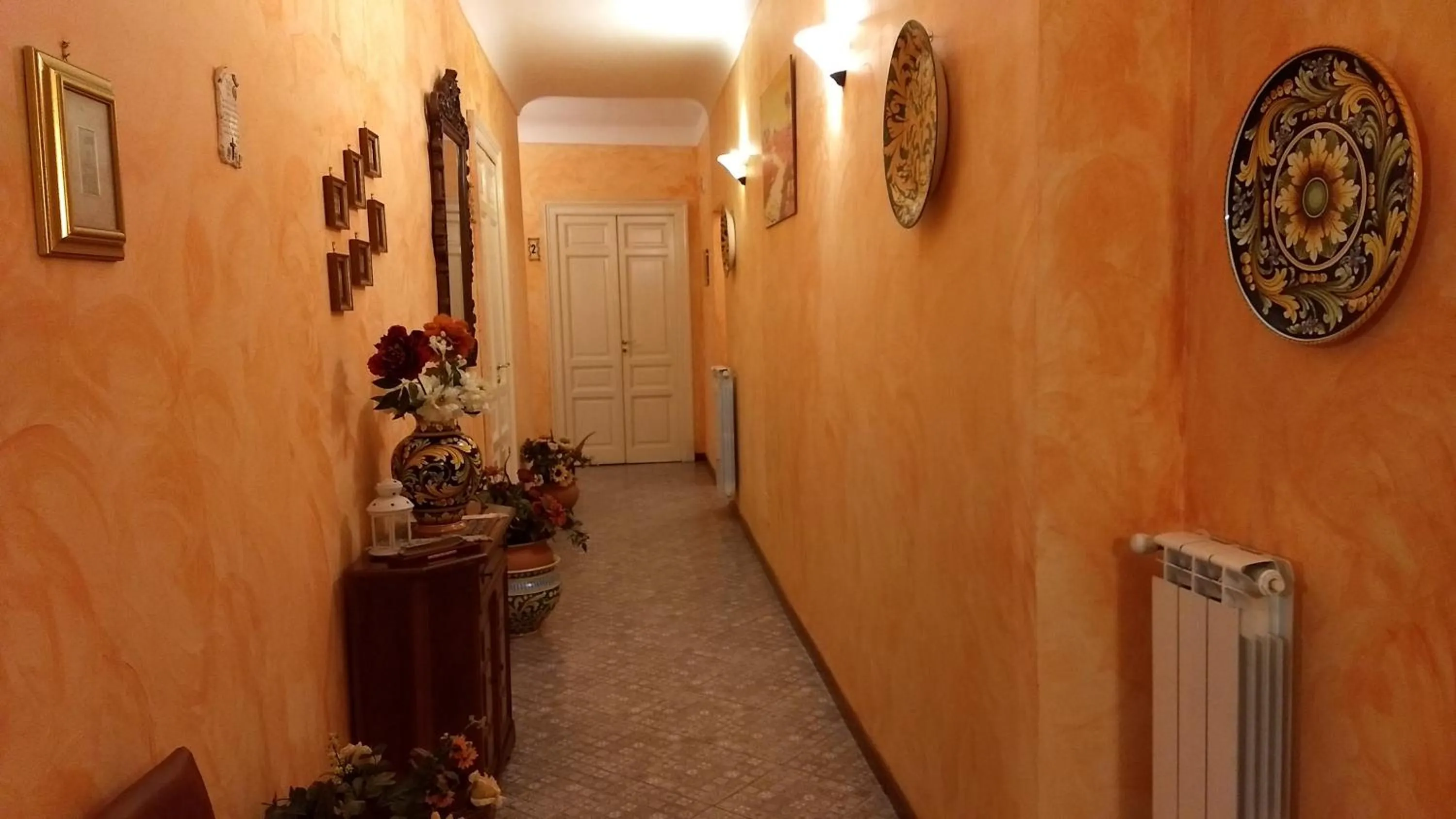 Decorative detail in Palazzo Aprile