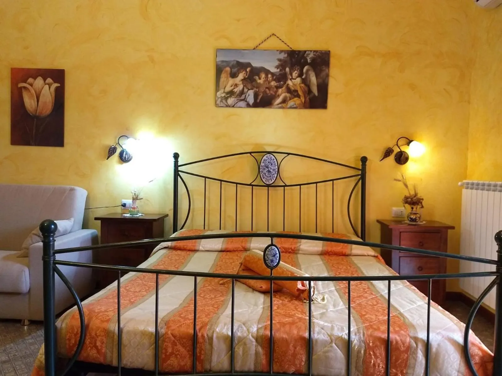 Photo of the whole room, Bed in Palazzo Aprile