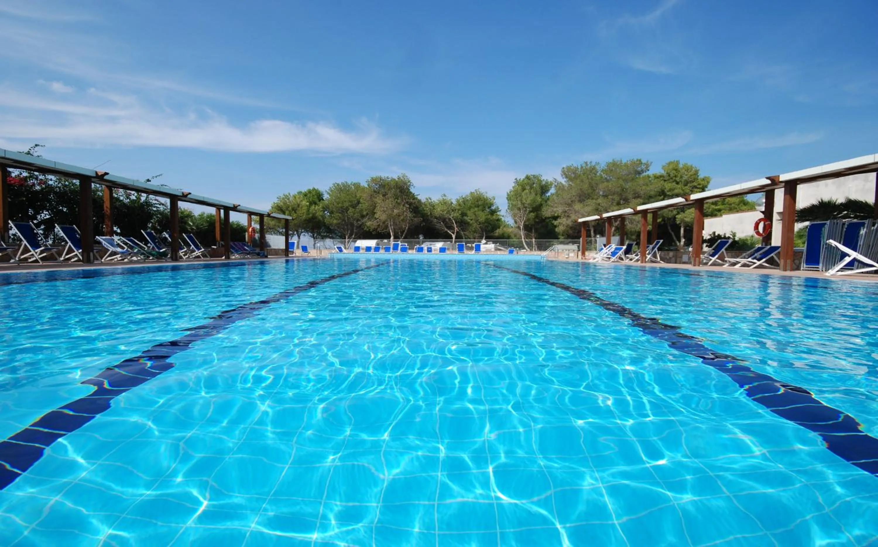 Swimming pool in Camping Village La Pineta