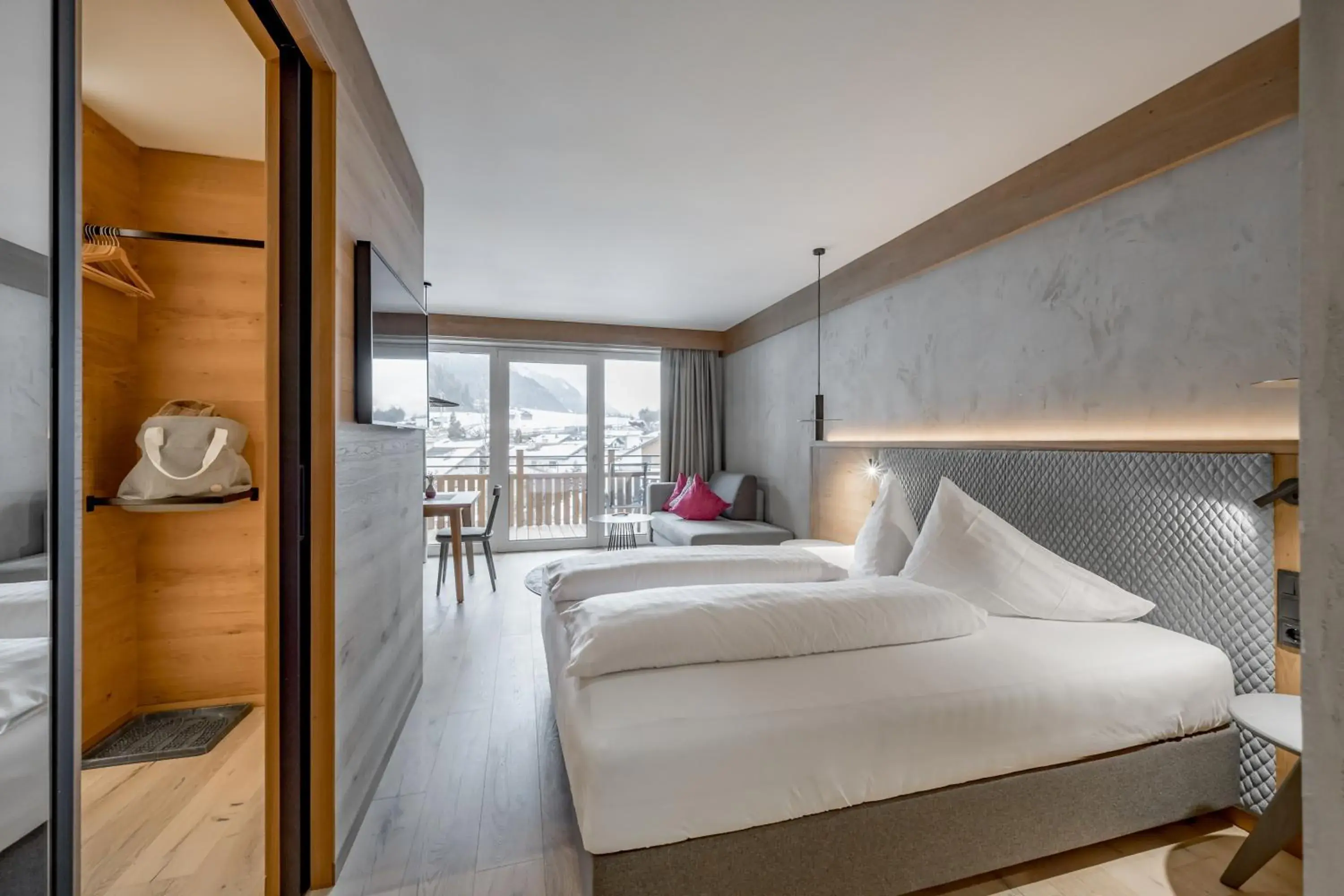 Deluxe Double Room in tilia living - b&b mit dem Komfort eines kleinen, feinen Hotels Deluxe Double Room in tilia living - b&b mit dem Komfort eines kleinen, feinen Hotels