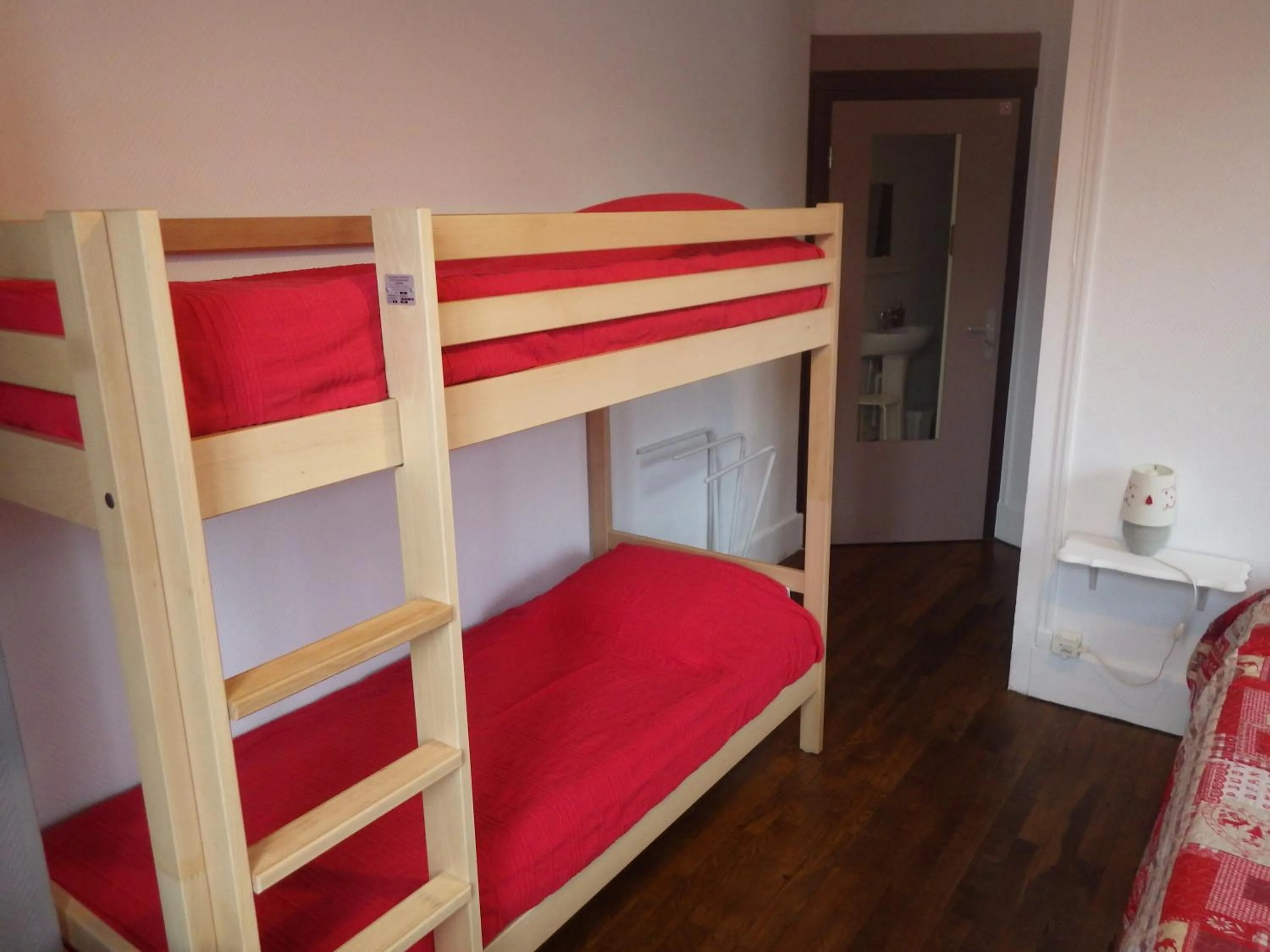 Bedroom, Bed in Les 4 Montagnes