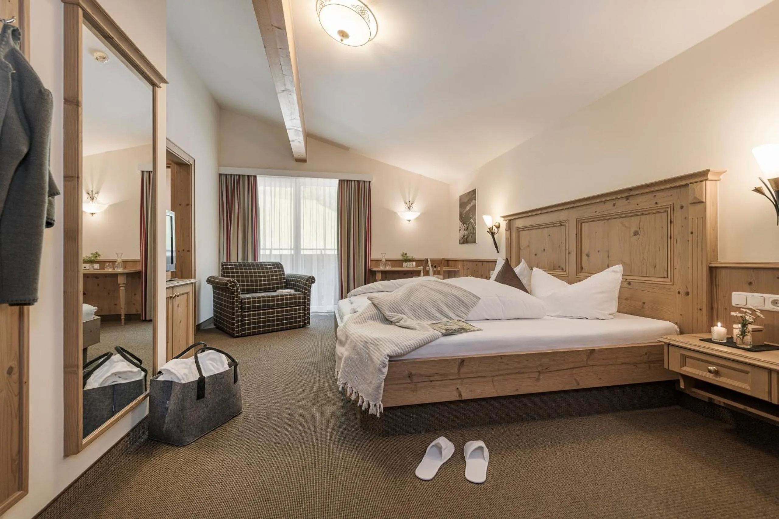 Photo of the whole room, Bed in Hotel Lenz