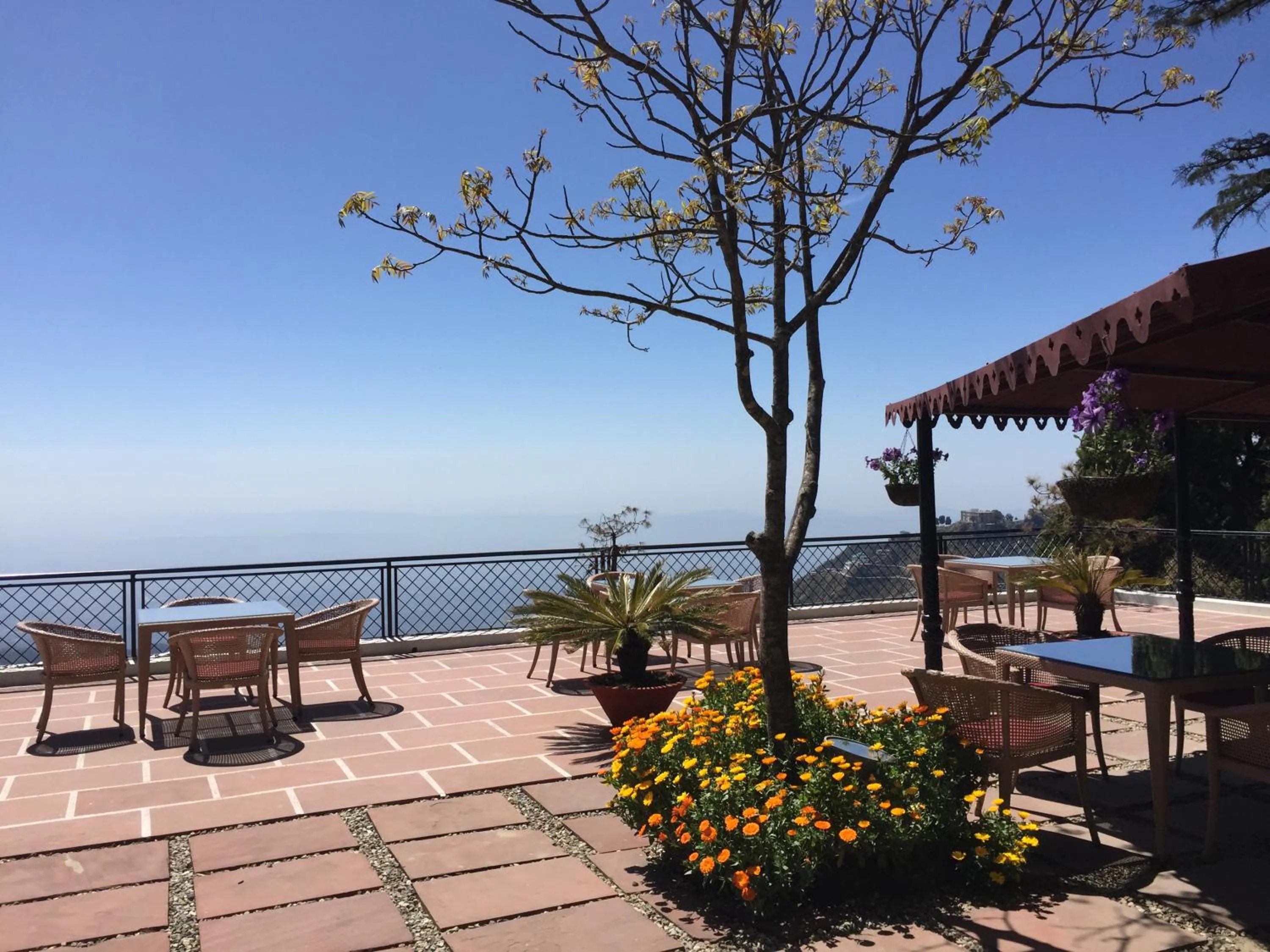 Patio in WelcomHeritage Kasmanda Palace