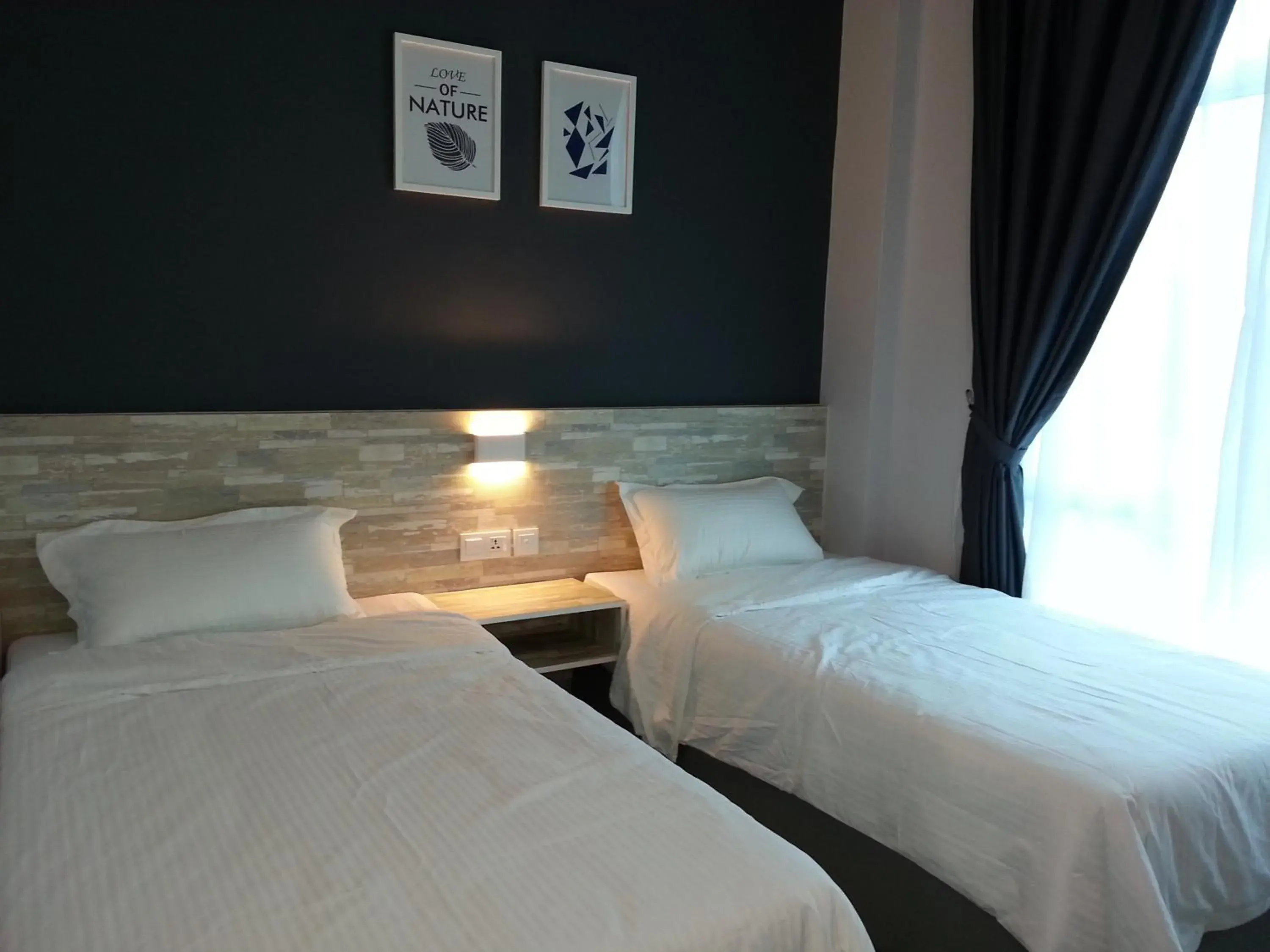 Deluxe Twin Room in L Hotel Deluxe Twin Room in L Hotel