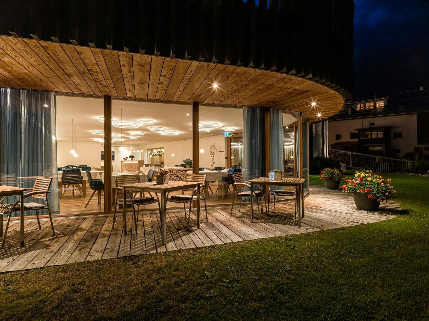 Restaurant/places to eat in Relais & Châteaux IN LAIN Hotel Cadonau