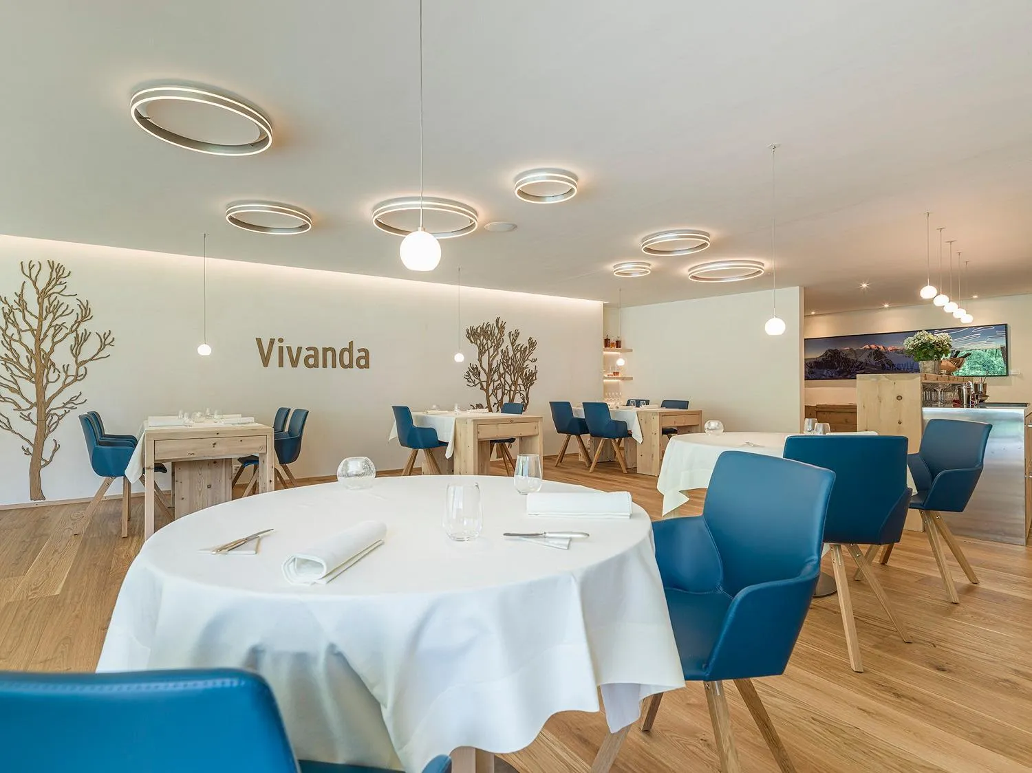 Restaurant/places to eat in Relais & Châteaux IN LAIN Hotel Cadonau