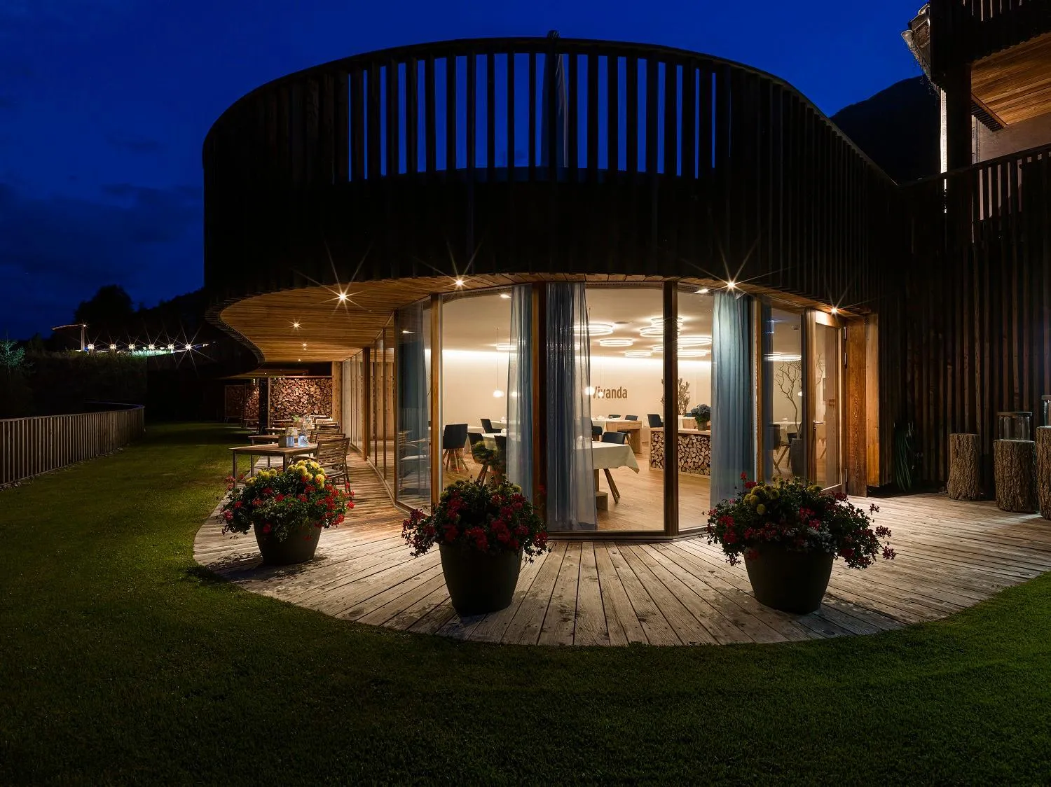 Restaurant/places to eat in Relais & Châteaux IN LAIN Hotel Cadonau